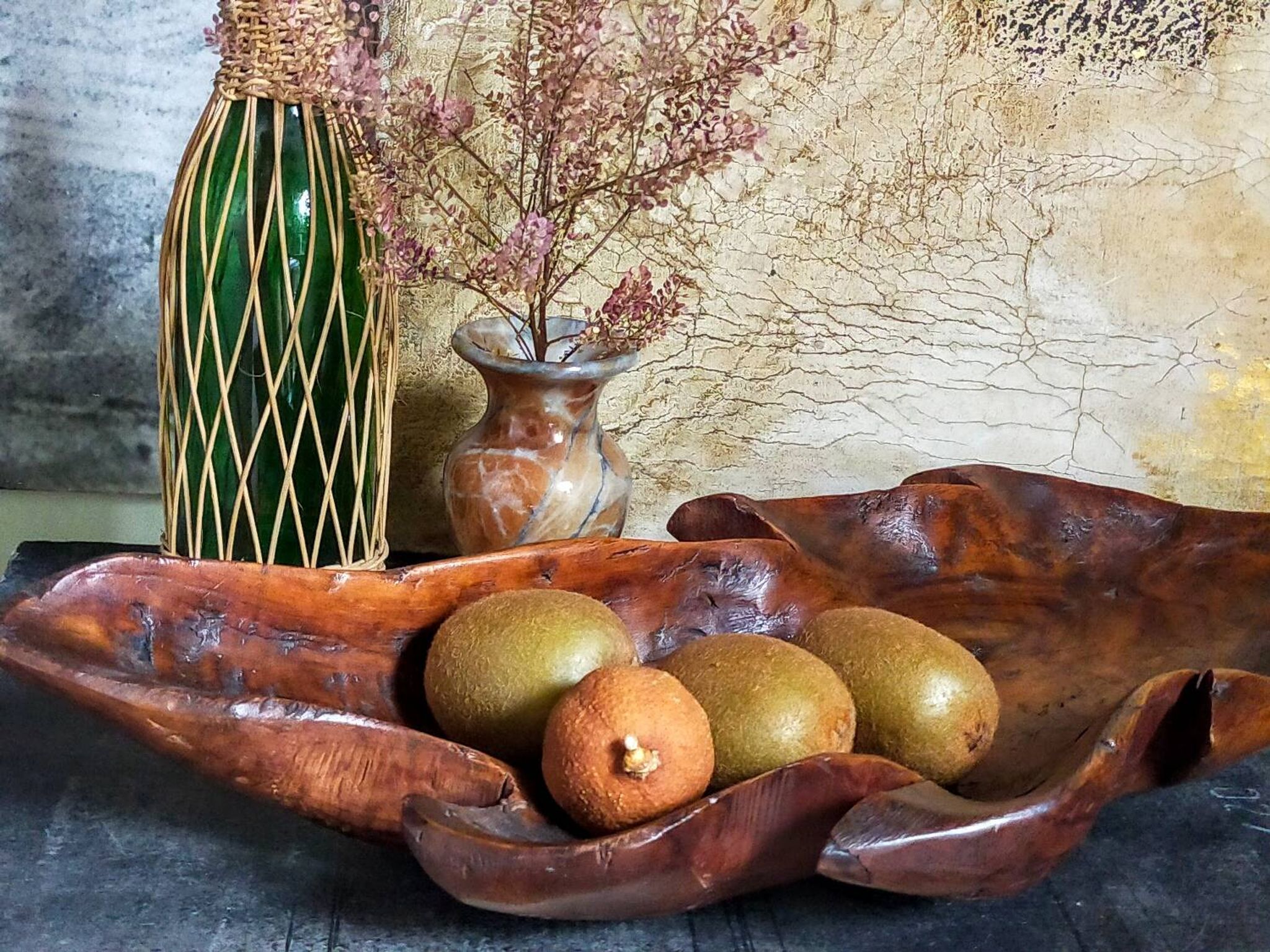 Coupe feuille en bois massif sculptée XXL ancienne