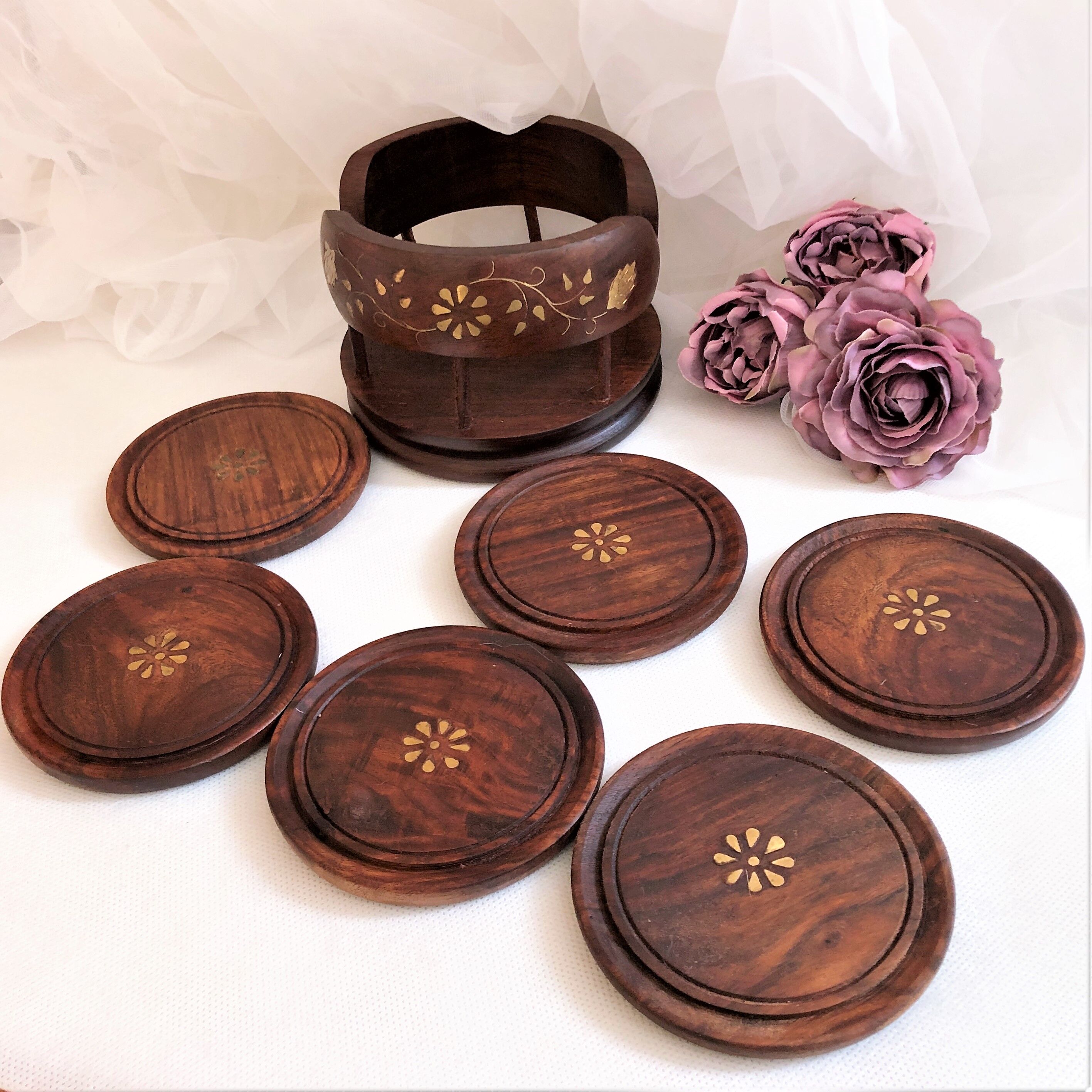 Set of 6 coasters with wooden and brass holder