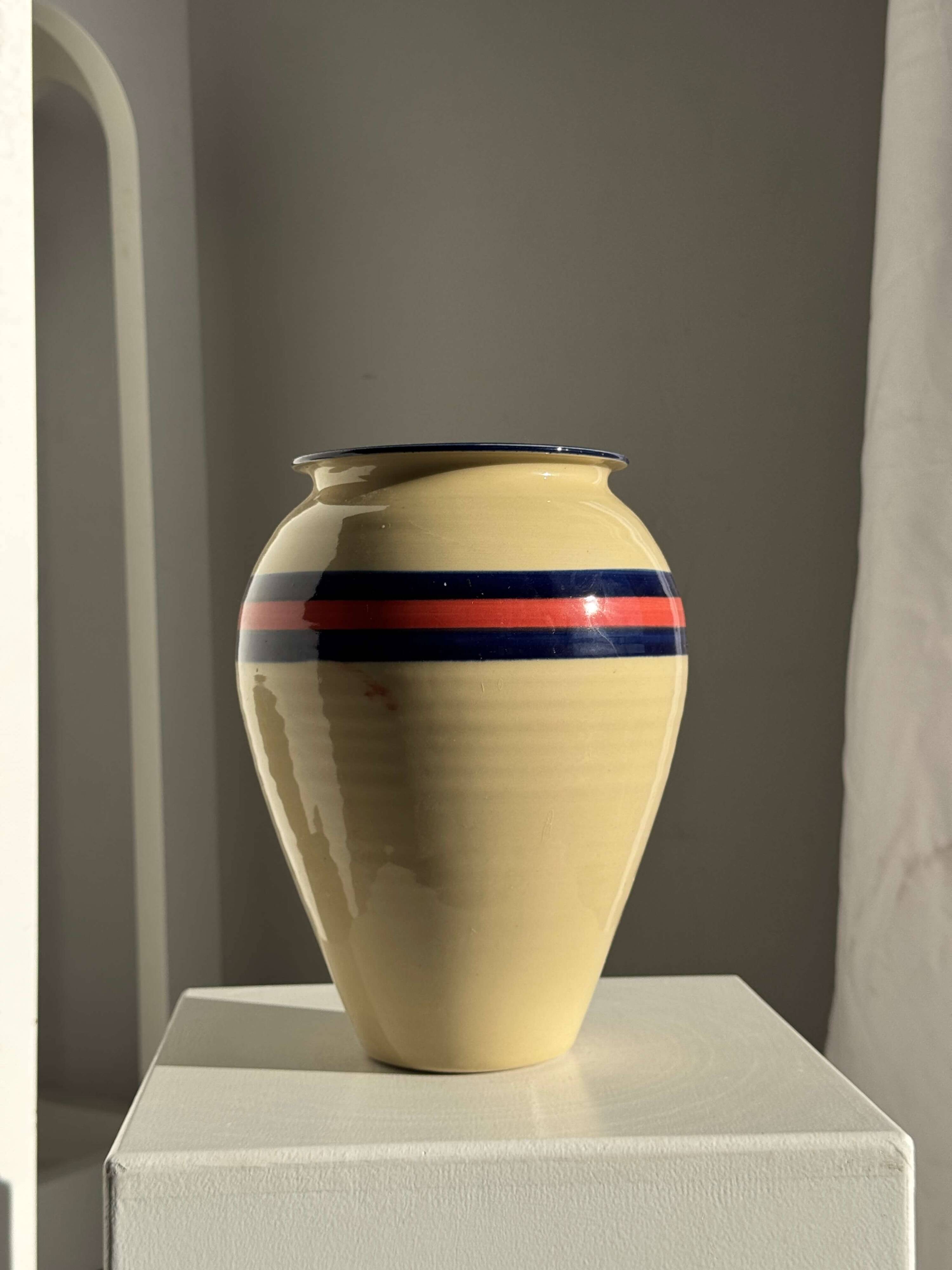 Large beige vase with blue and pink trim H27 D21