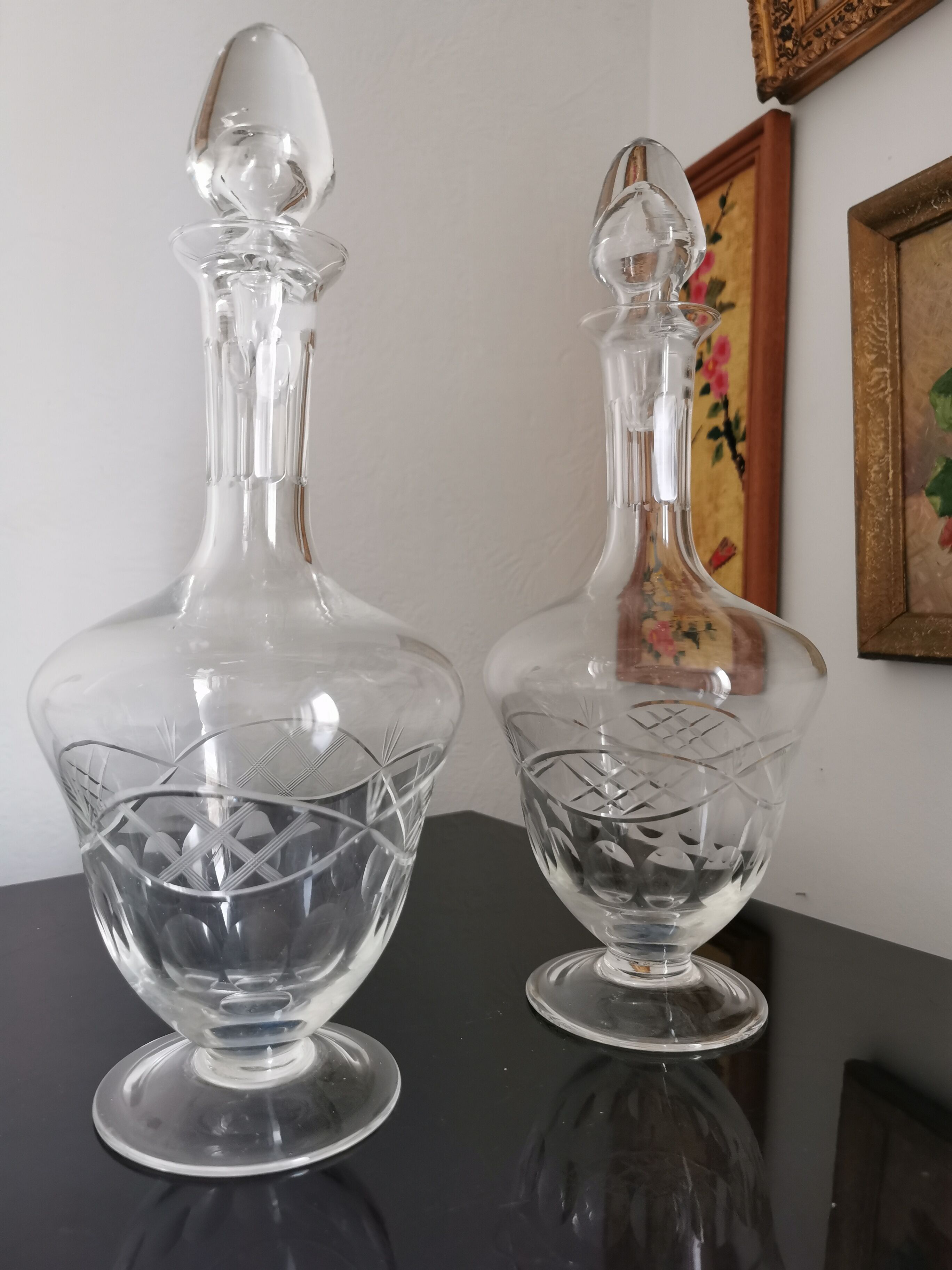 Duo of crystal decanters of Saint Louis