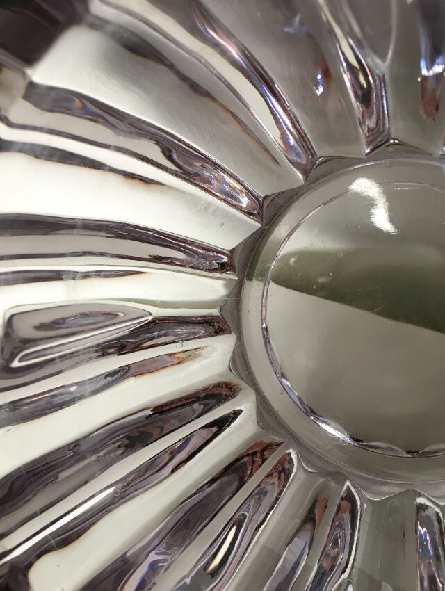 P. D'Avesn purple crystal cup