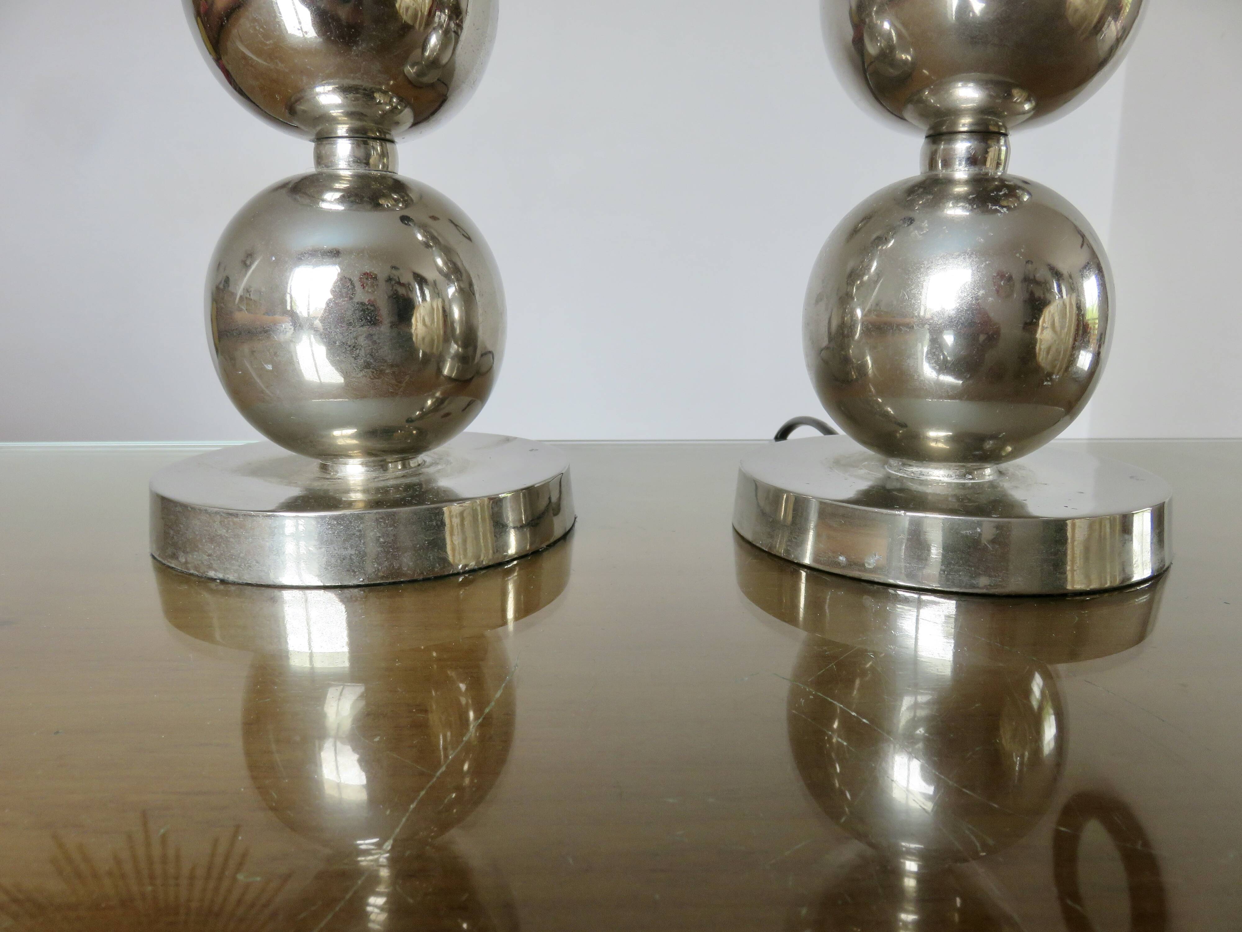 Paire de lampes en métal chromé années 70