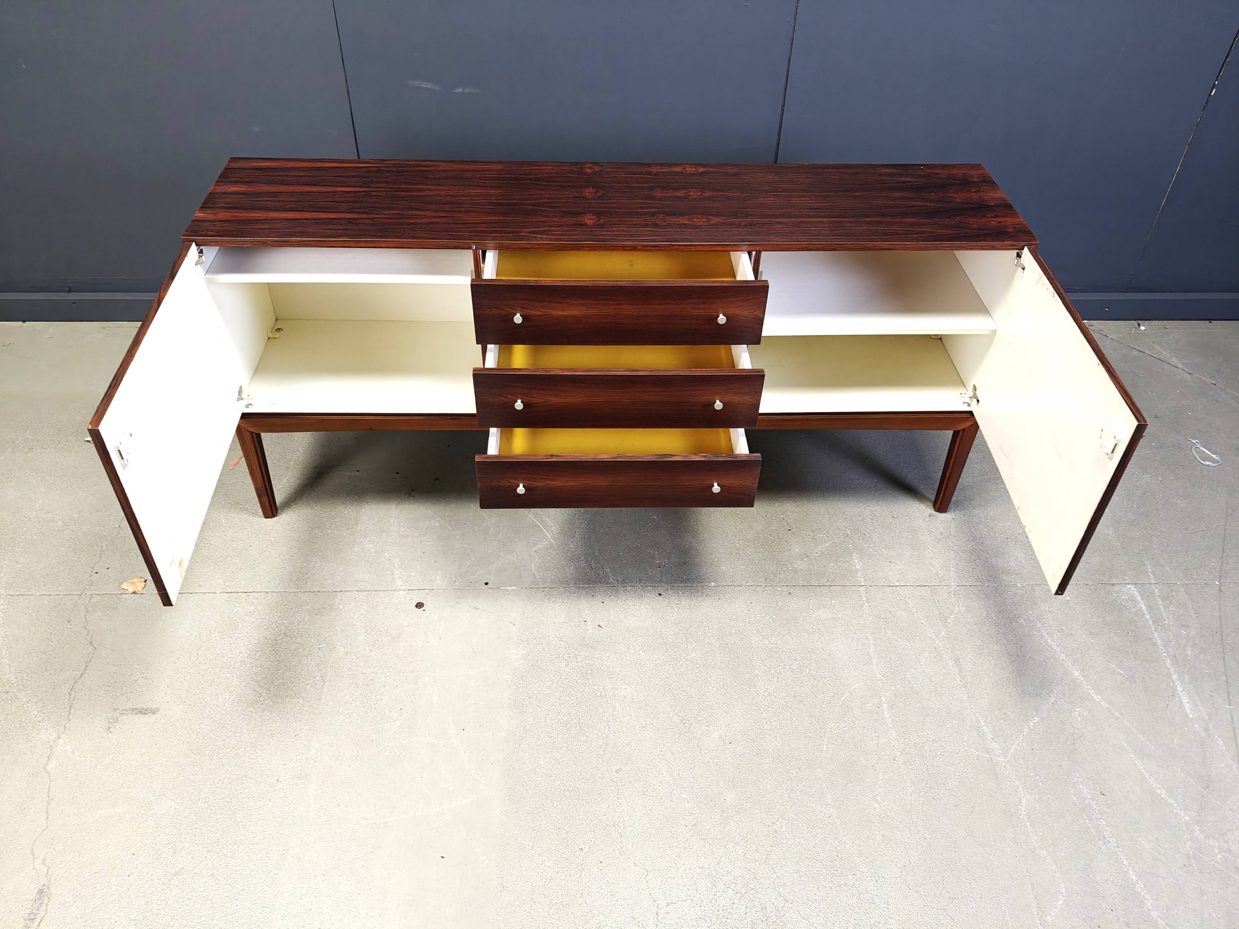 Enfilade en placage de palissandre, années 1960