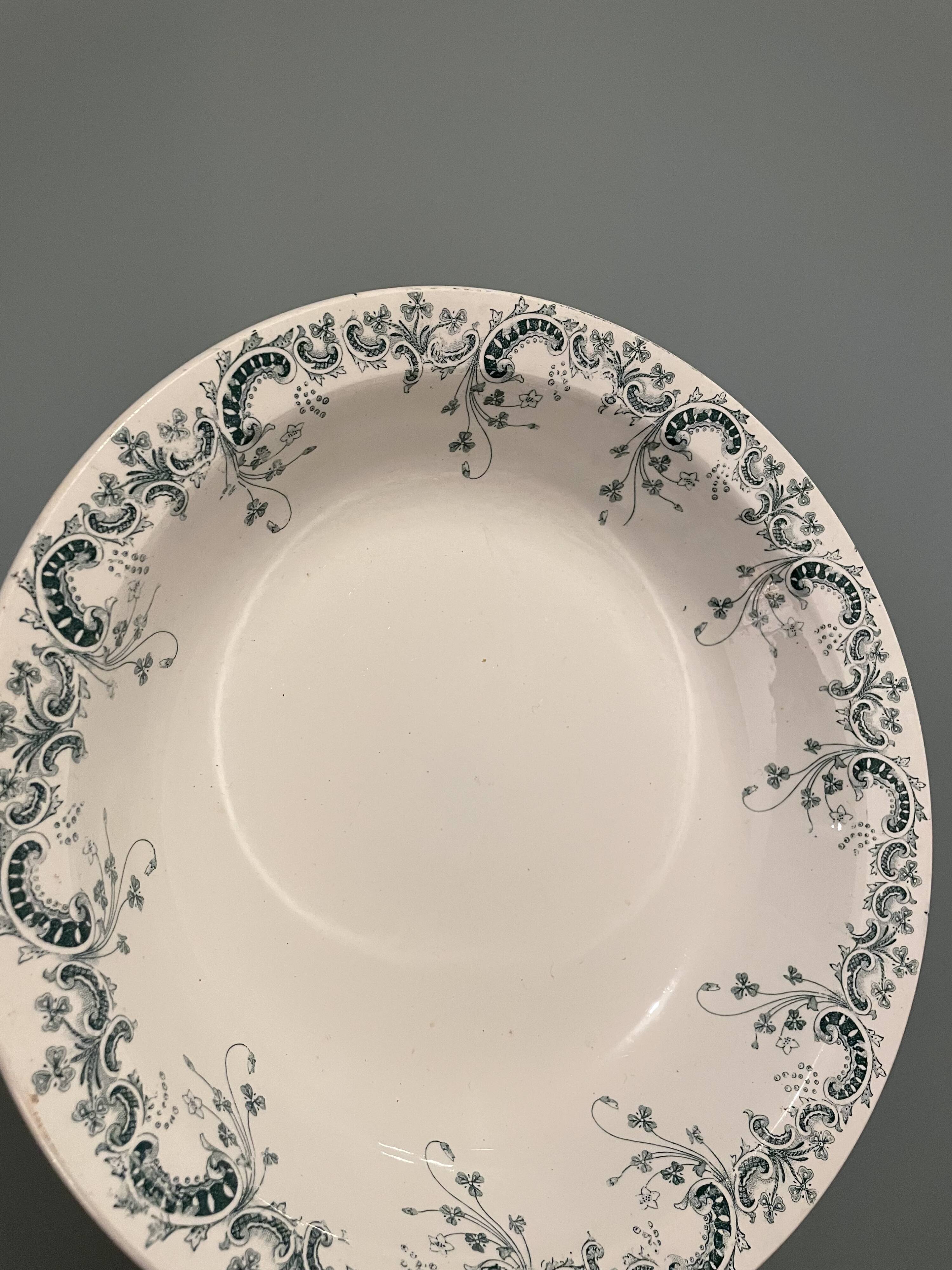Set of two round dishes Iron Earth, Byzantine model