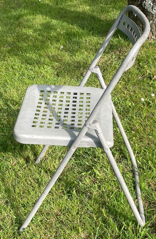 Set of 13 folding chairs in sandblasted metal, Plichaise Souvignet