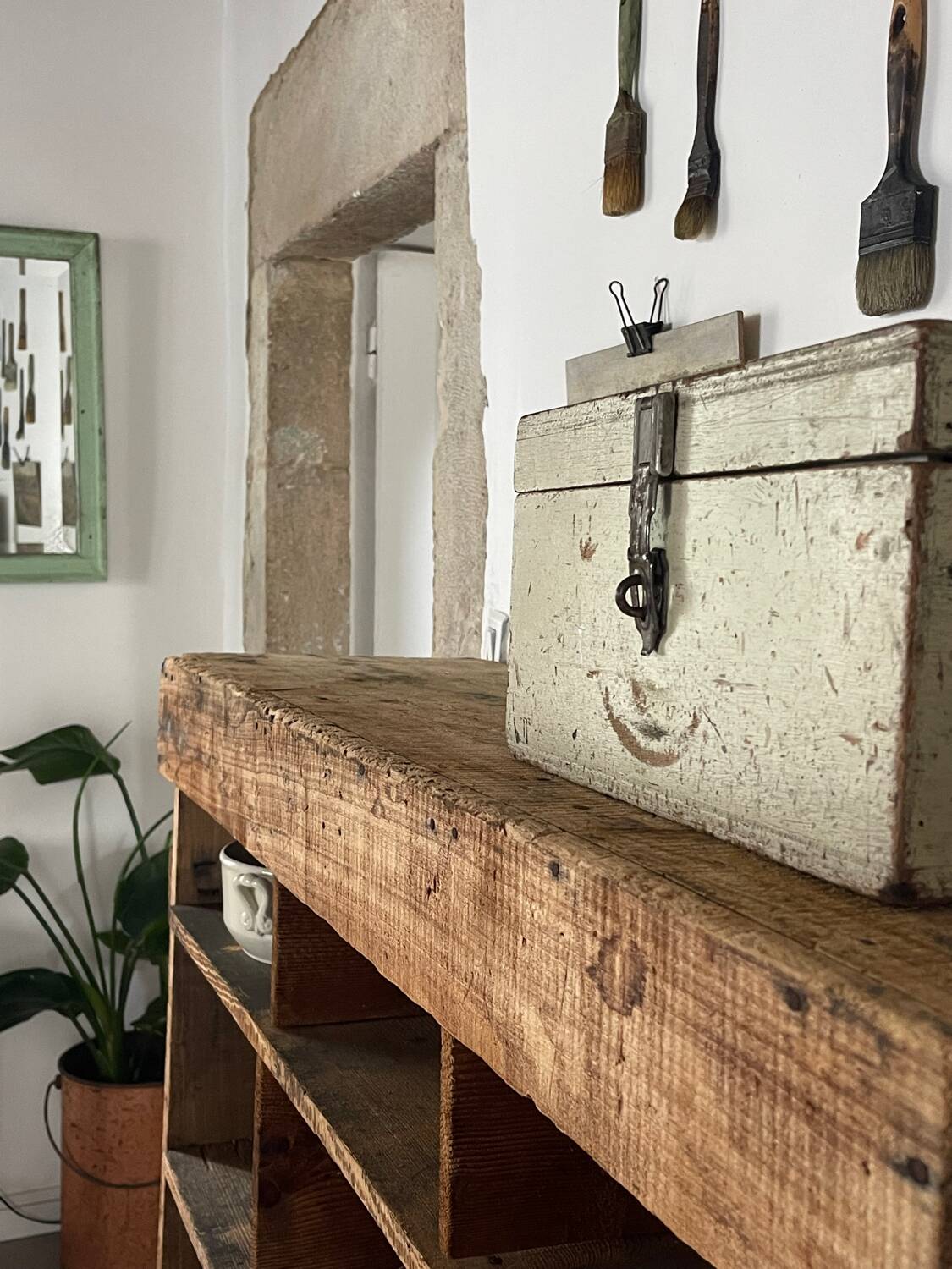 Trade furniture