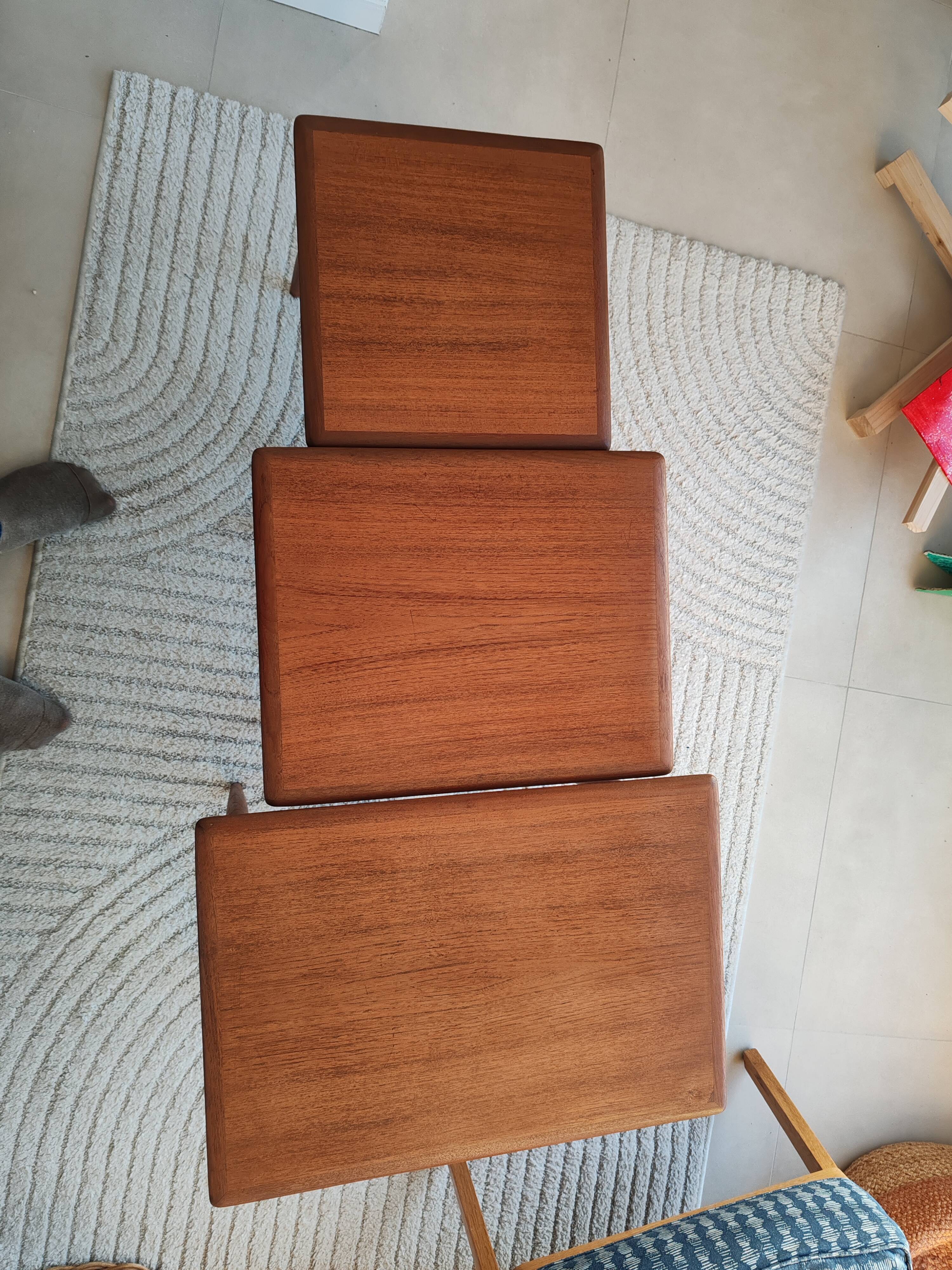 Nest tables Kai Kristiansen