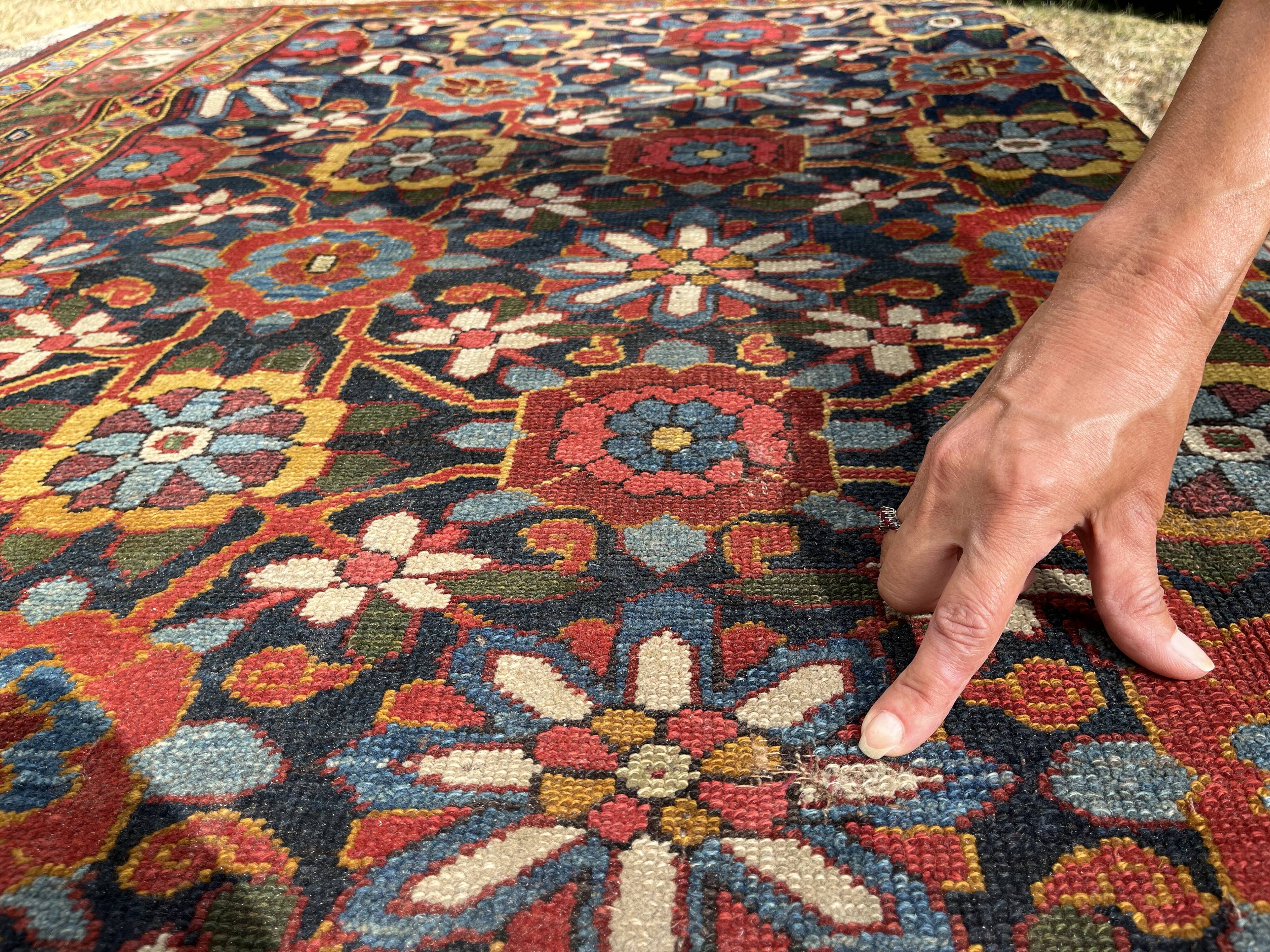 Carpet Veramine, Kurdish around 1880