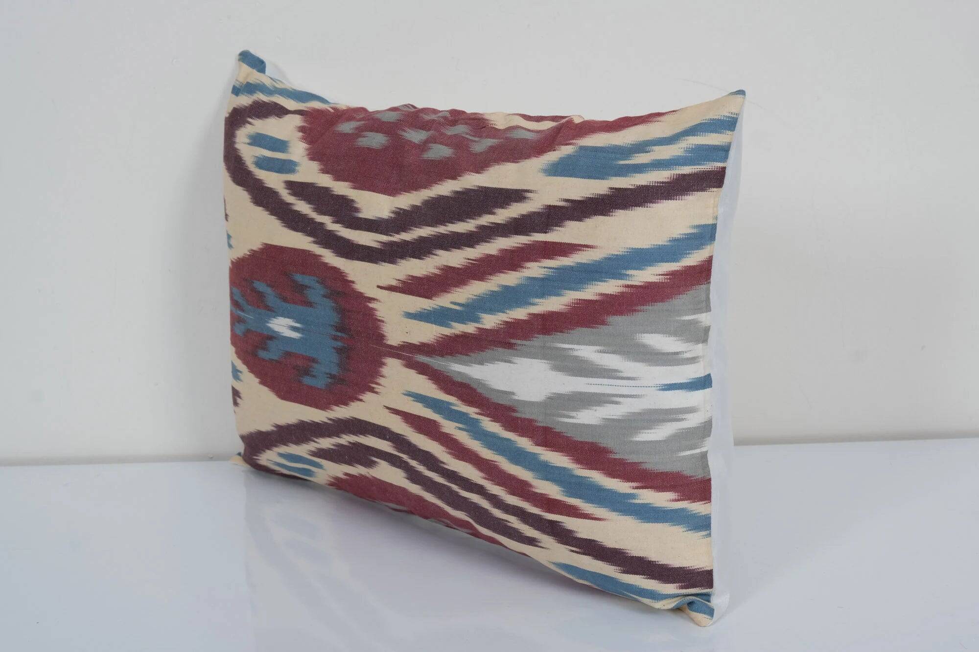 Vintage ikat cushion cover 30x46 cm