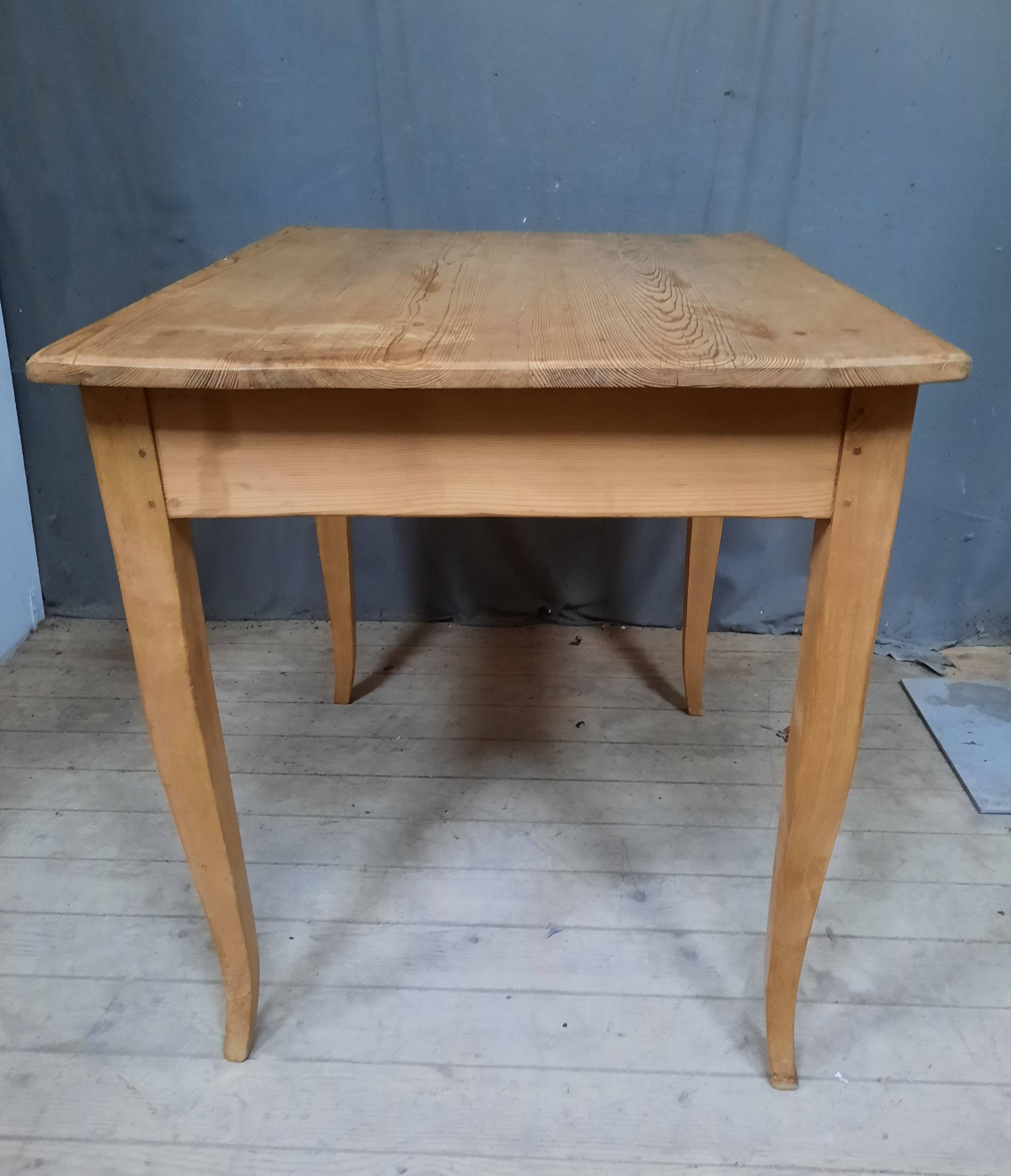 Louis XV style table in natural wood