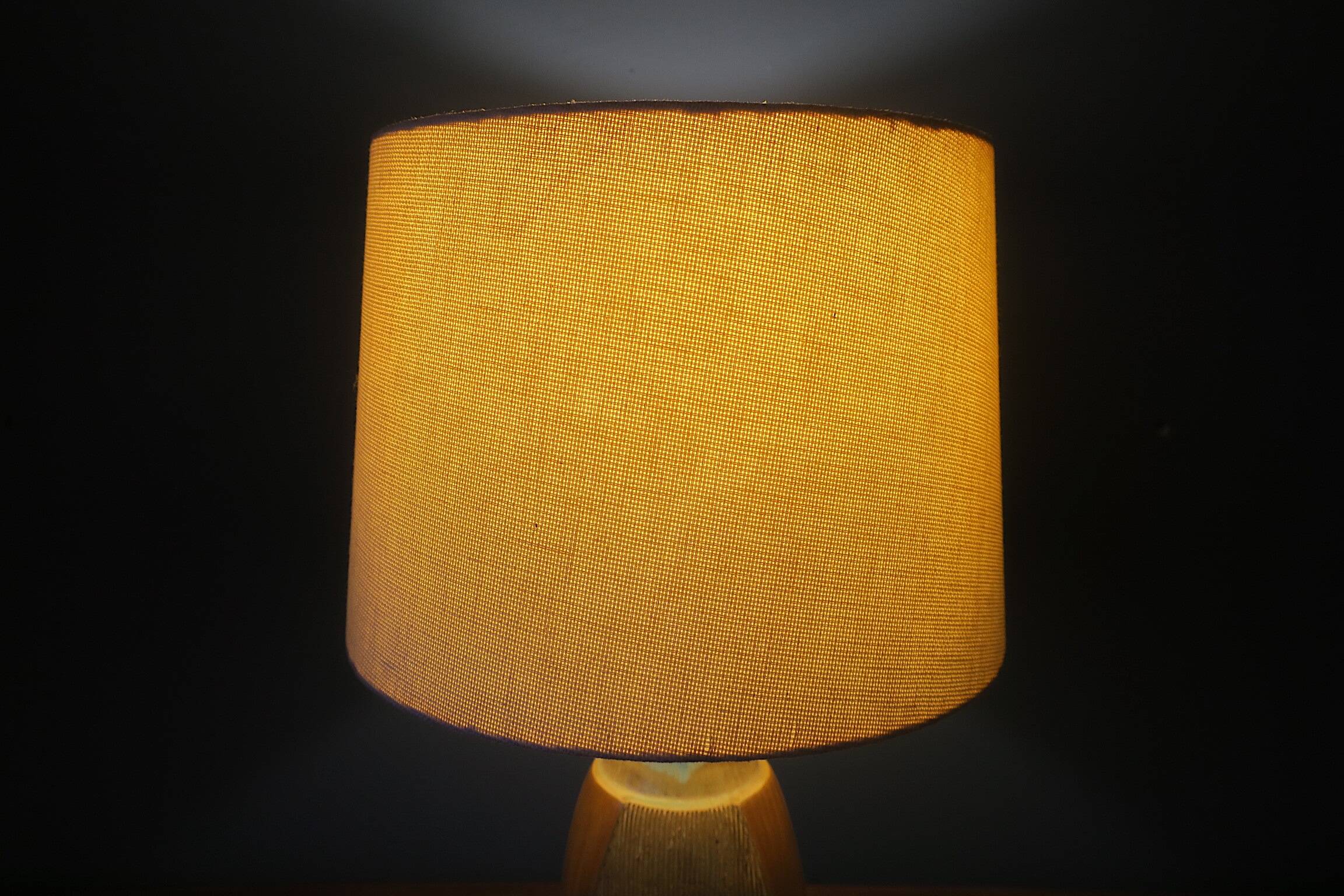 Lampe de table en céramique par Michael Andersen et Fils, Danemark, années 1960.