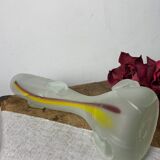 Vase in opaque glass paste