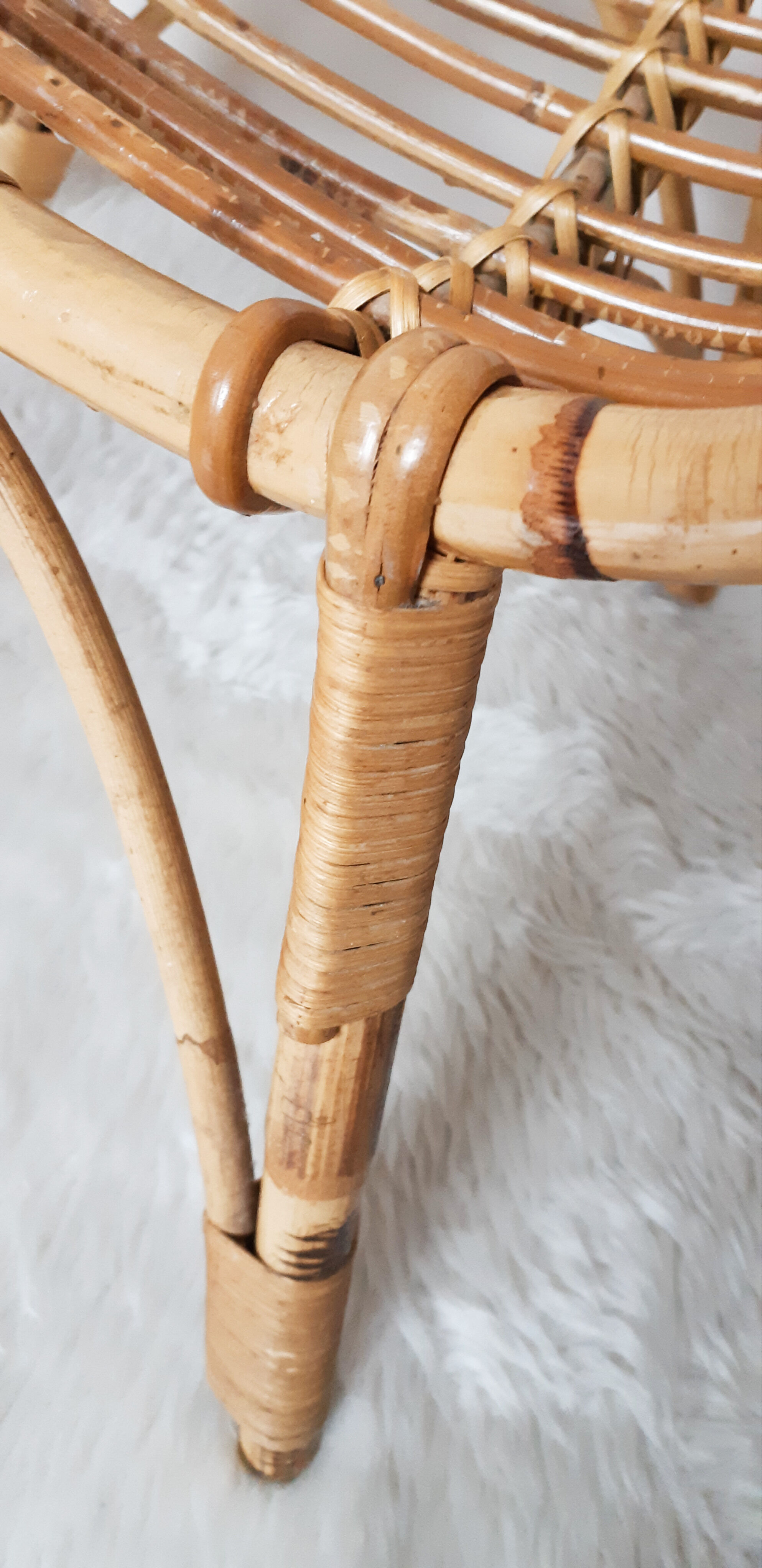 Adult rattan basket chair