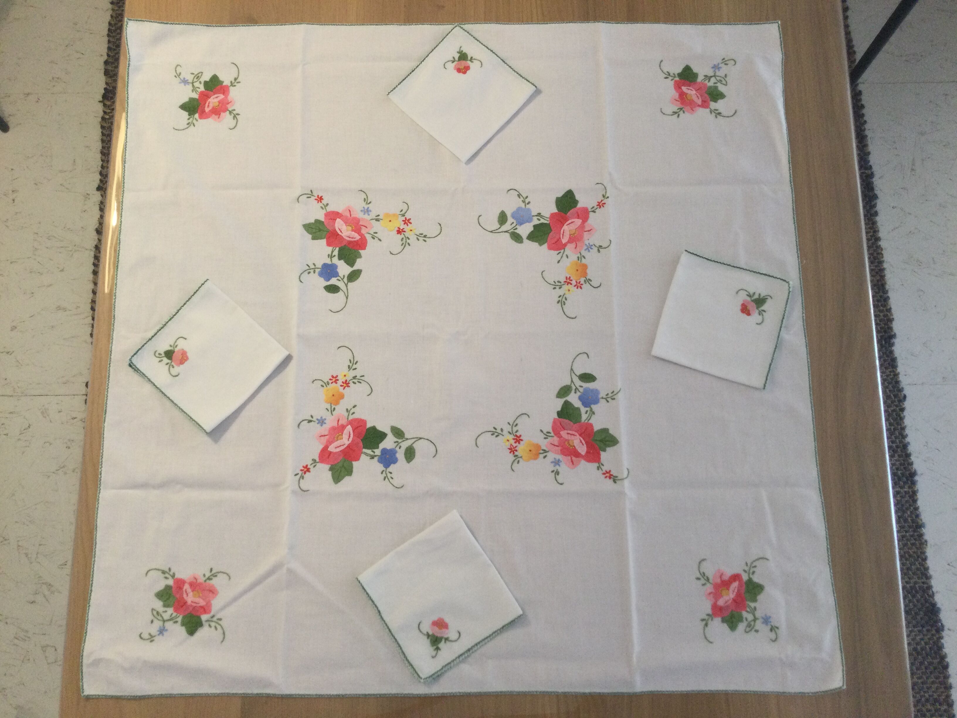 Embroidered tea tablecloth and 4 towels