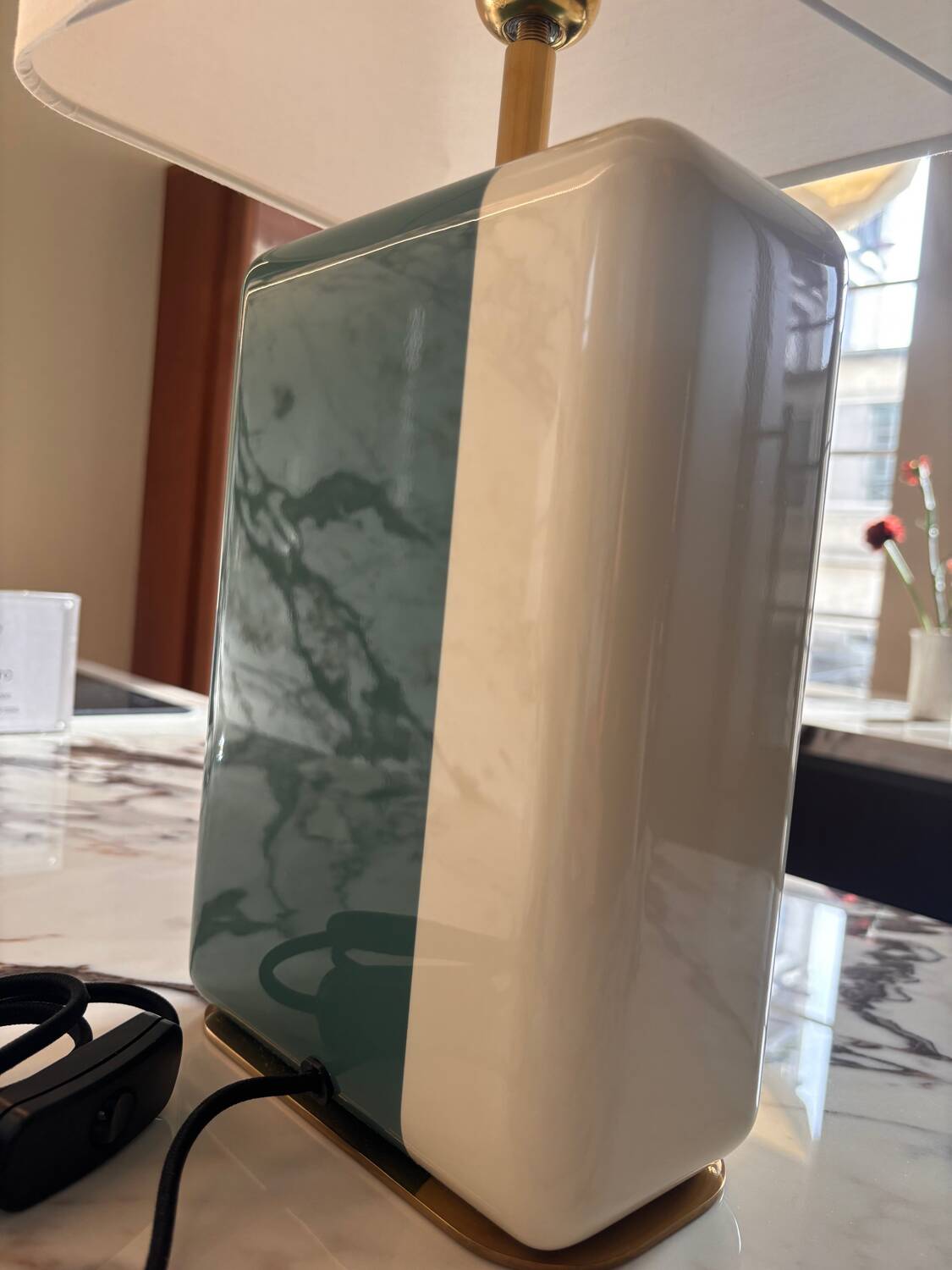 Bourbon Red Edition Jade Ivory Lamp