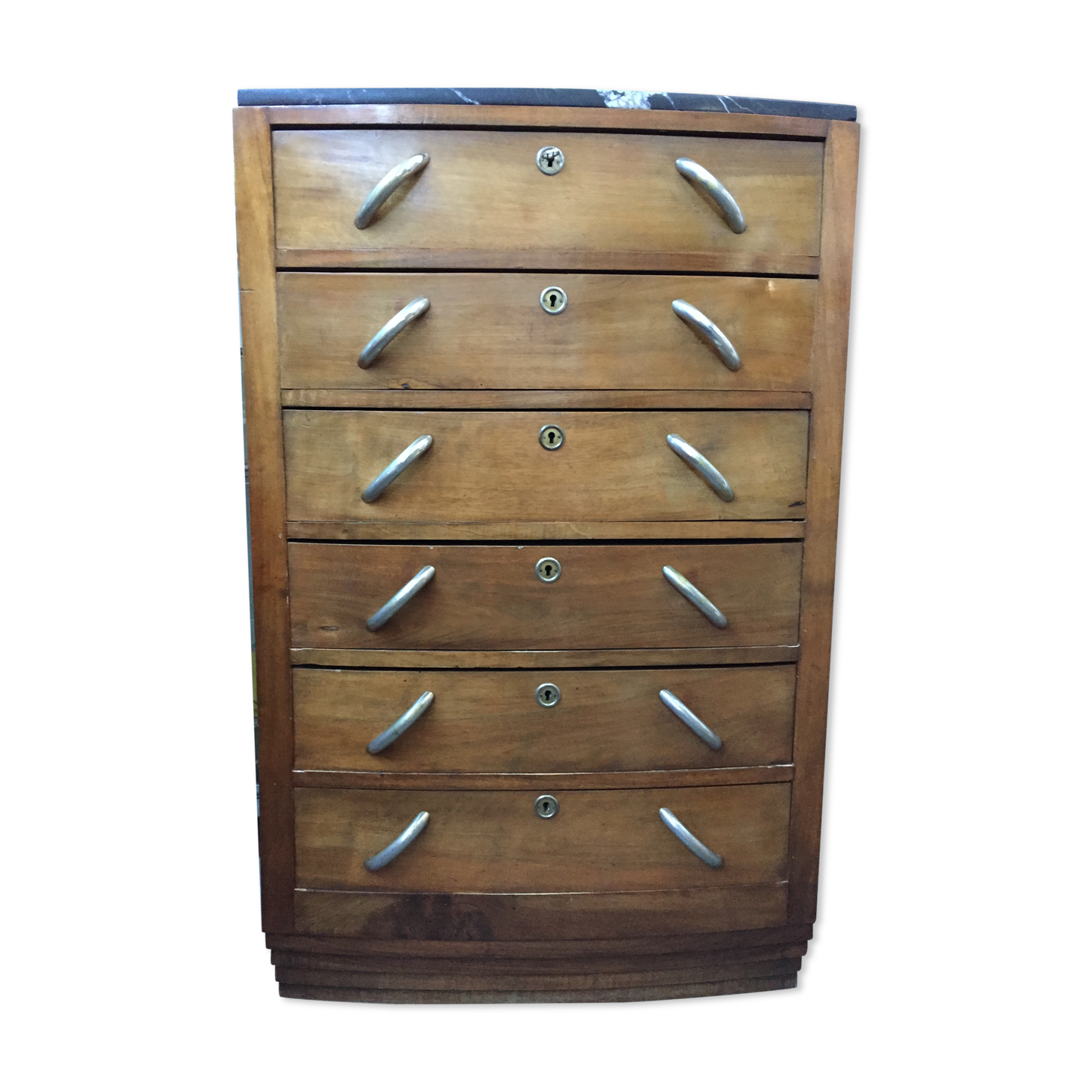 The 1950s chiffonier