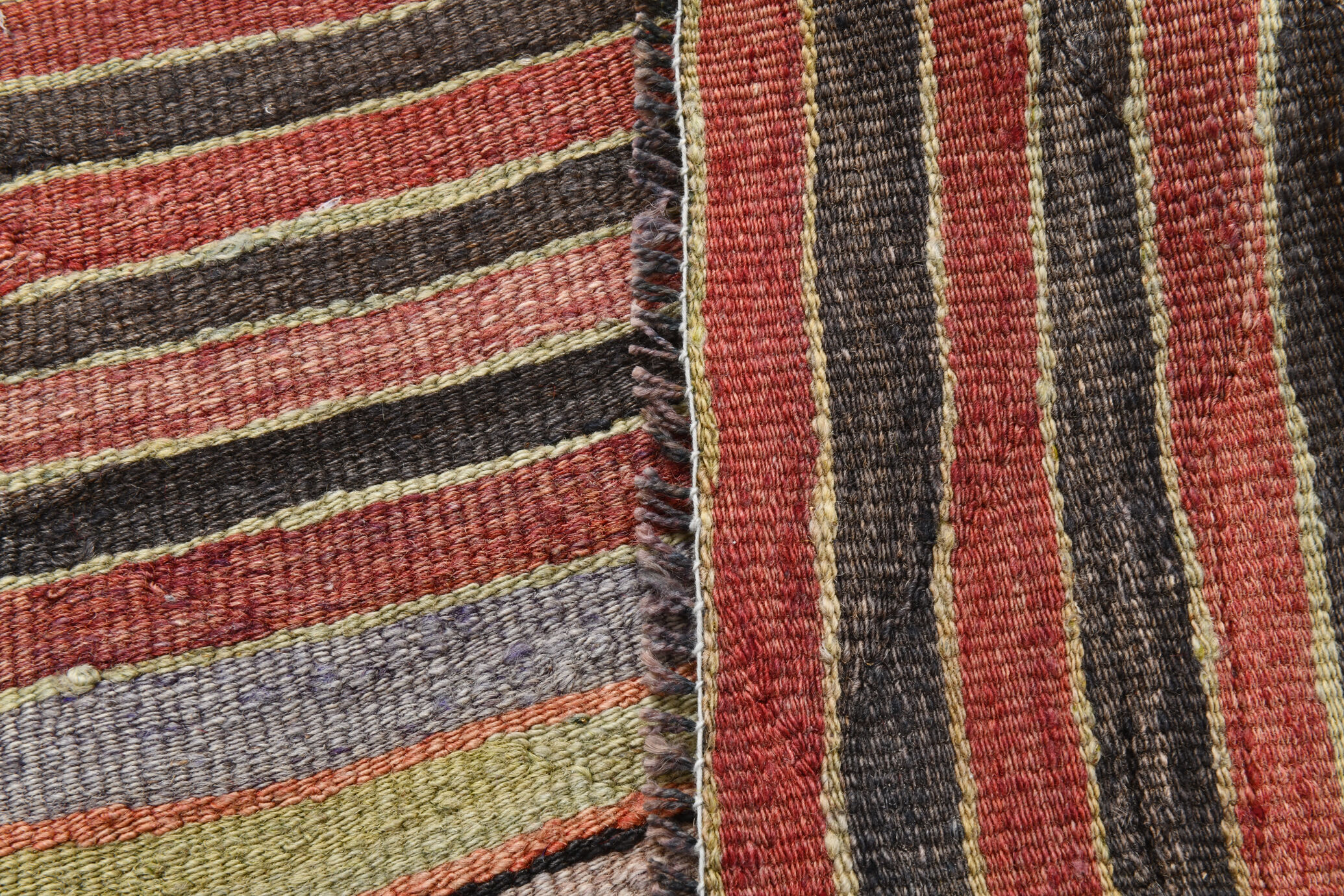 Wool on cotton kilim rug 202x166cm