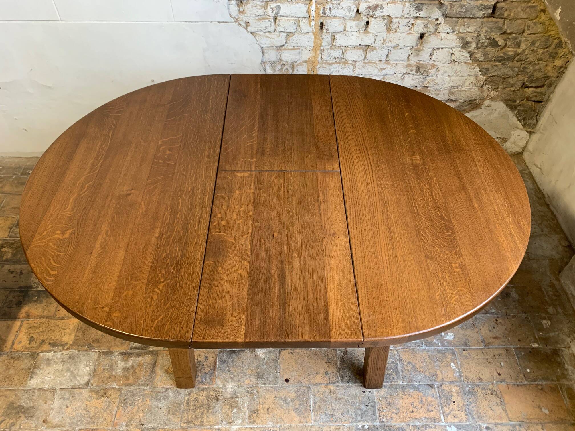 Table à manger extensible en chêne massif, des années 1950-60, style brutaliste