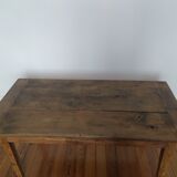 Farm table