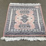 Small handmade Pakistani wool rug - 88x64cm