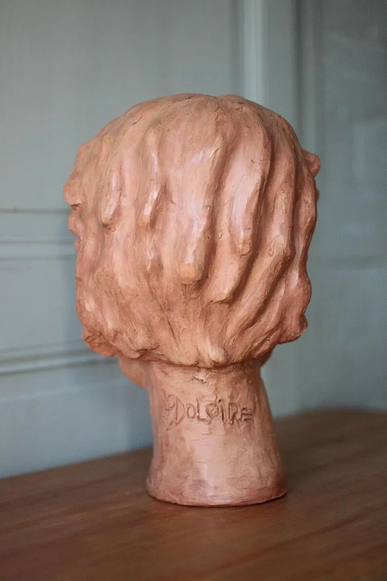 Sculpture signed Doloire, terracotta sculpture, sculpture of a man's head, collection, interior decoration.
