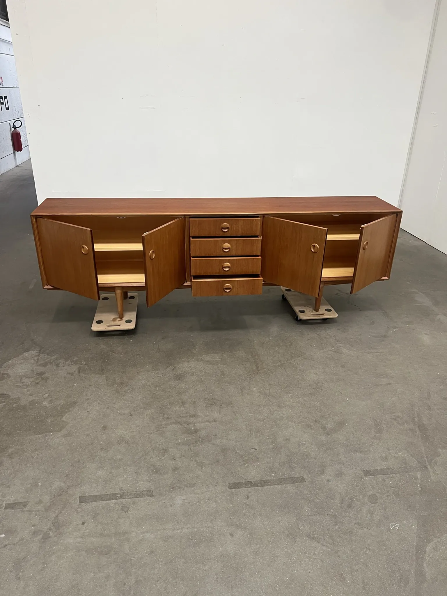 Enfilade scandinave, années 60