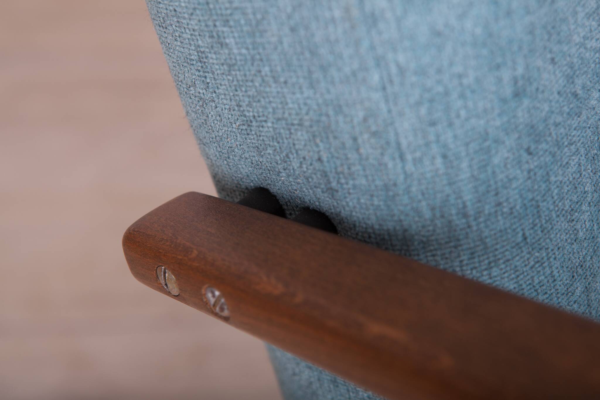 Set of Vintage Model 53 Lounge Chairs attributed to Jaroslav Smidek for Ton