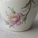 Vase blanc vintage en porcelaine Revol à fleurs roses
