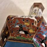 Partitioned Asian vase with Persian decoration. Vintage.