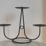 Minimalist style three-spoke candlestick or candle holder