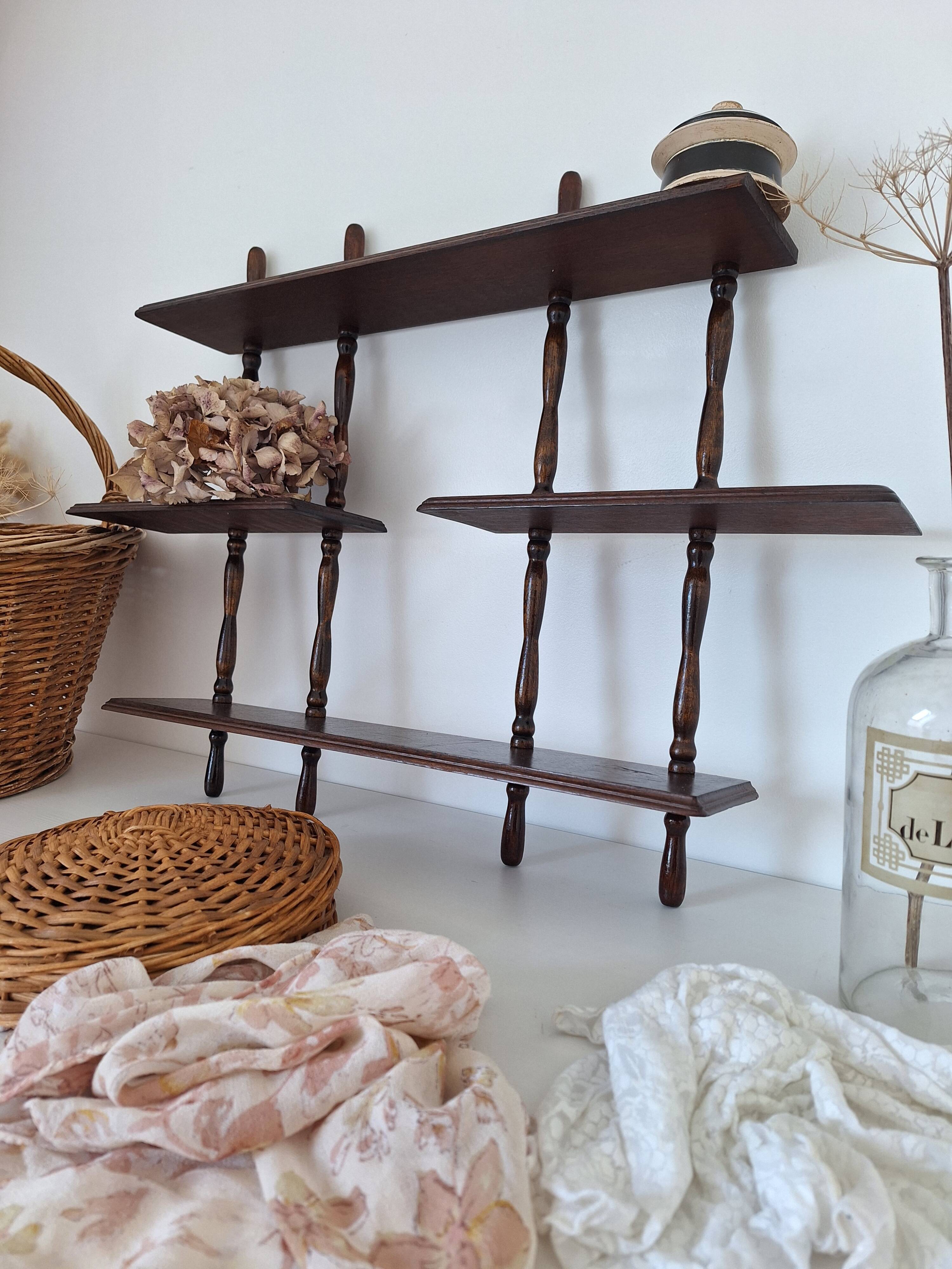 Etagère murale en bois