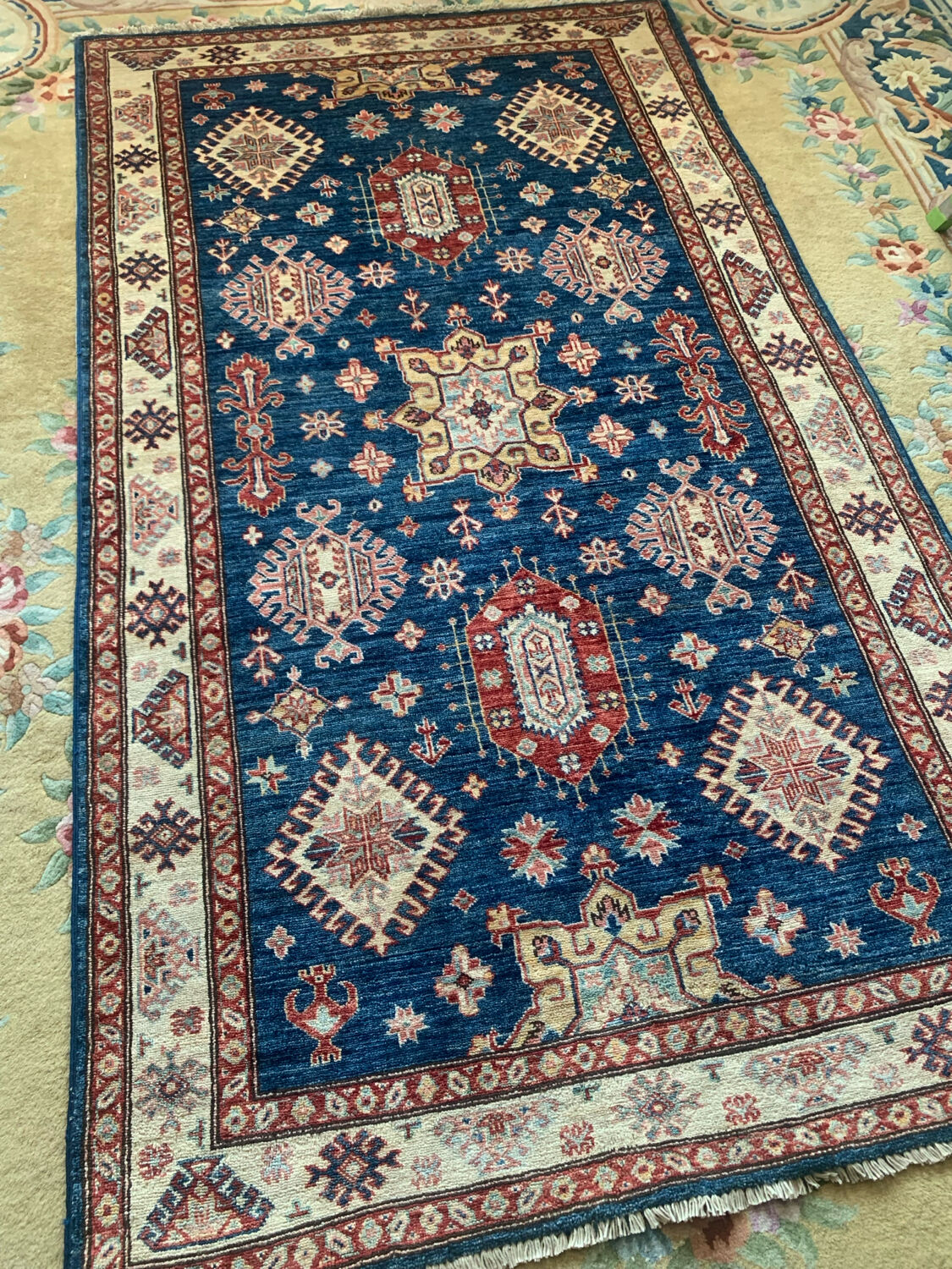 Oriental rug 200 x 120