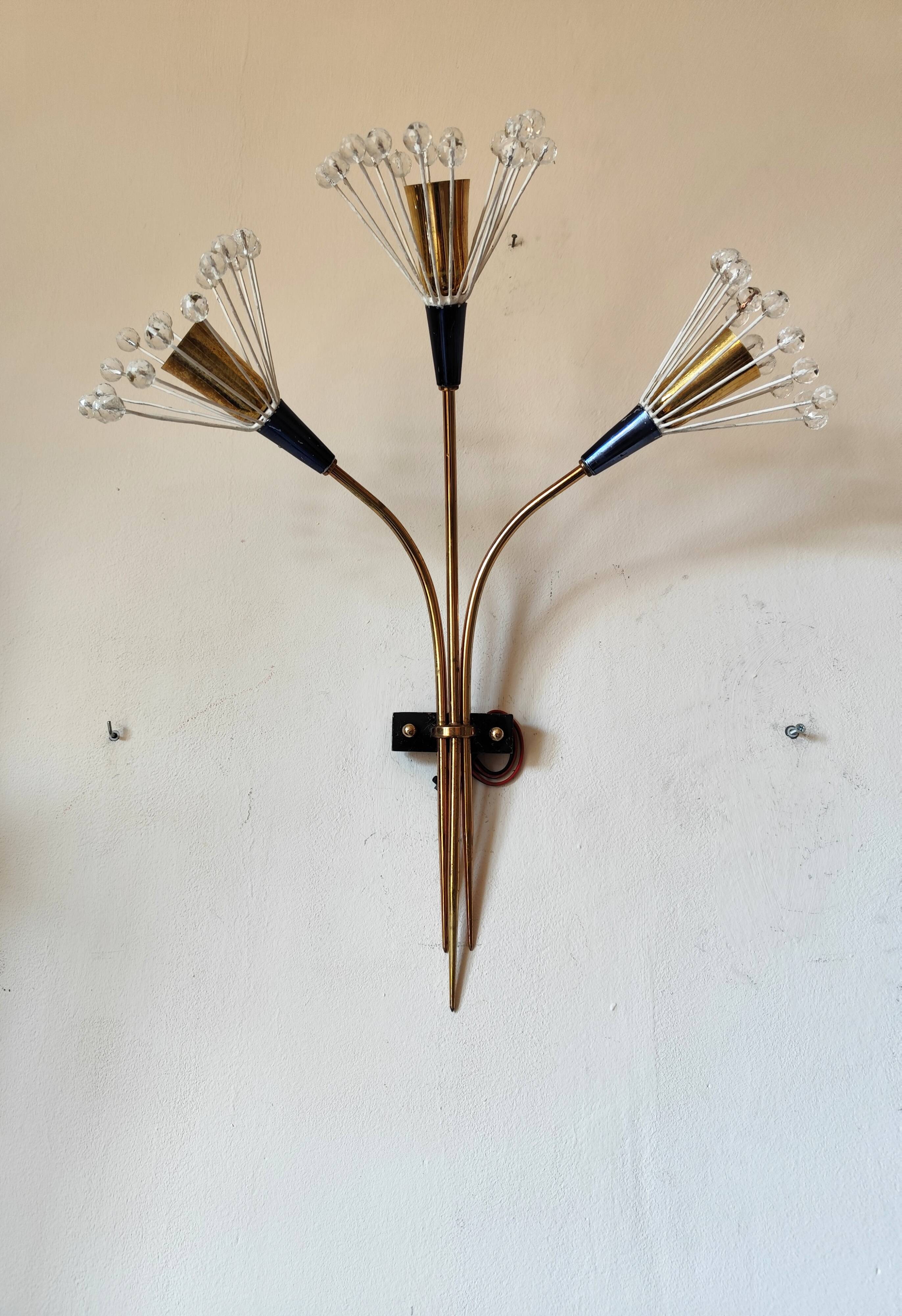 Wall lamp with 3 lights, brass and crystal balls, 1950s.