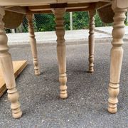 Table à manger ronde volets extensible Louis Philippe décapée en chêne brut