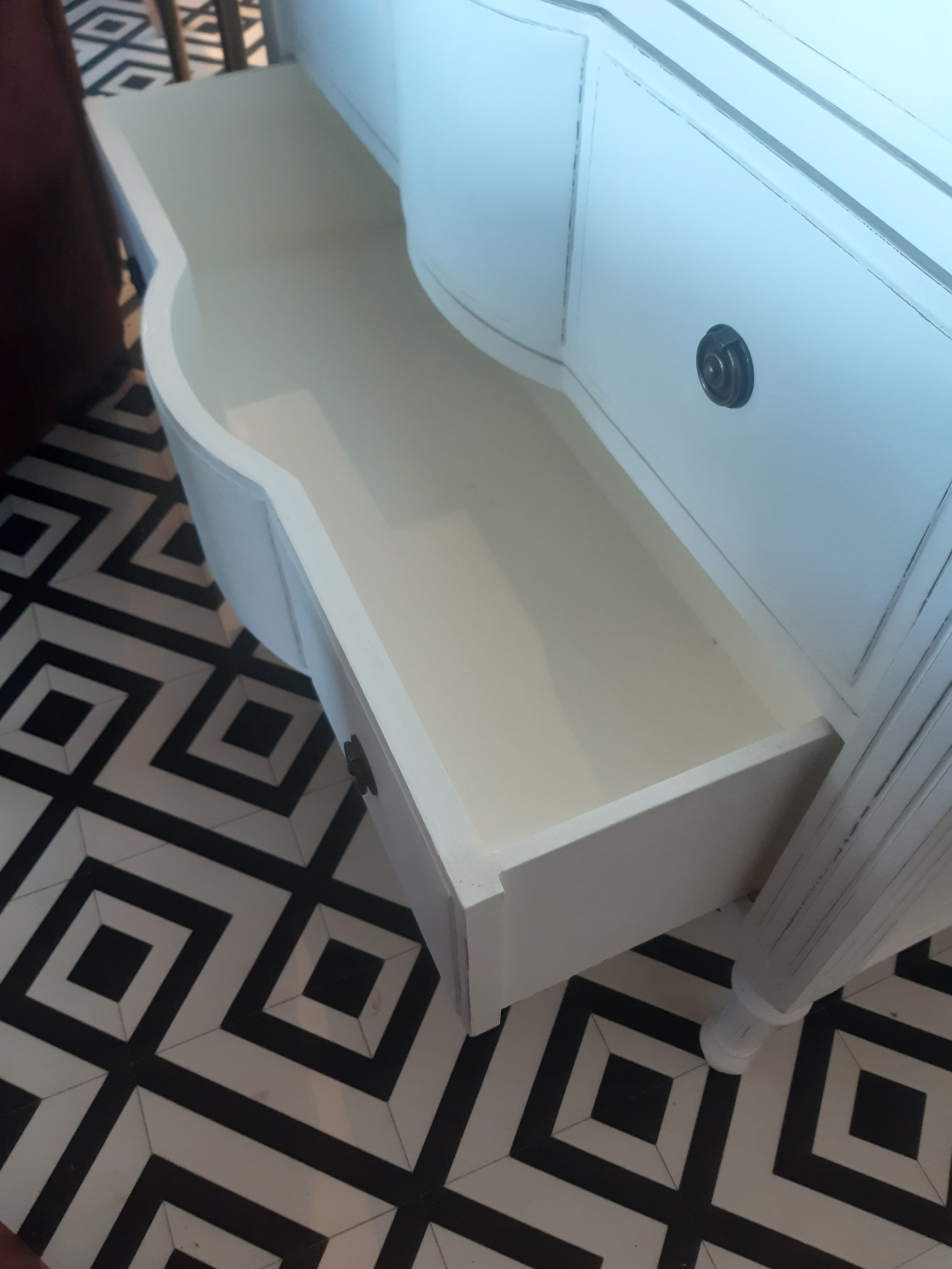 Louis XVI-style chest of drawers