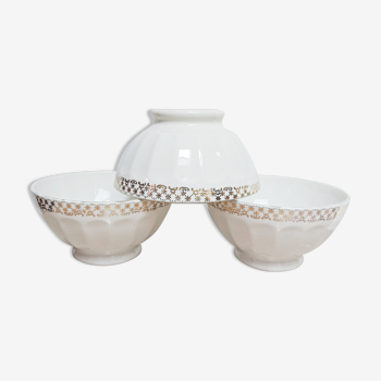 Set of 3 faceted bowls in white porcelain