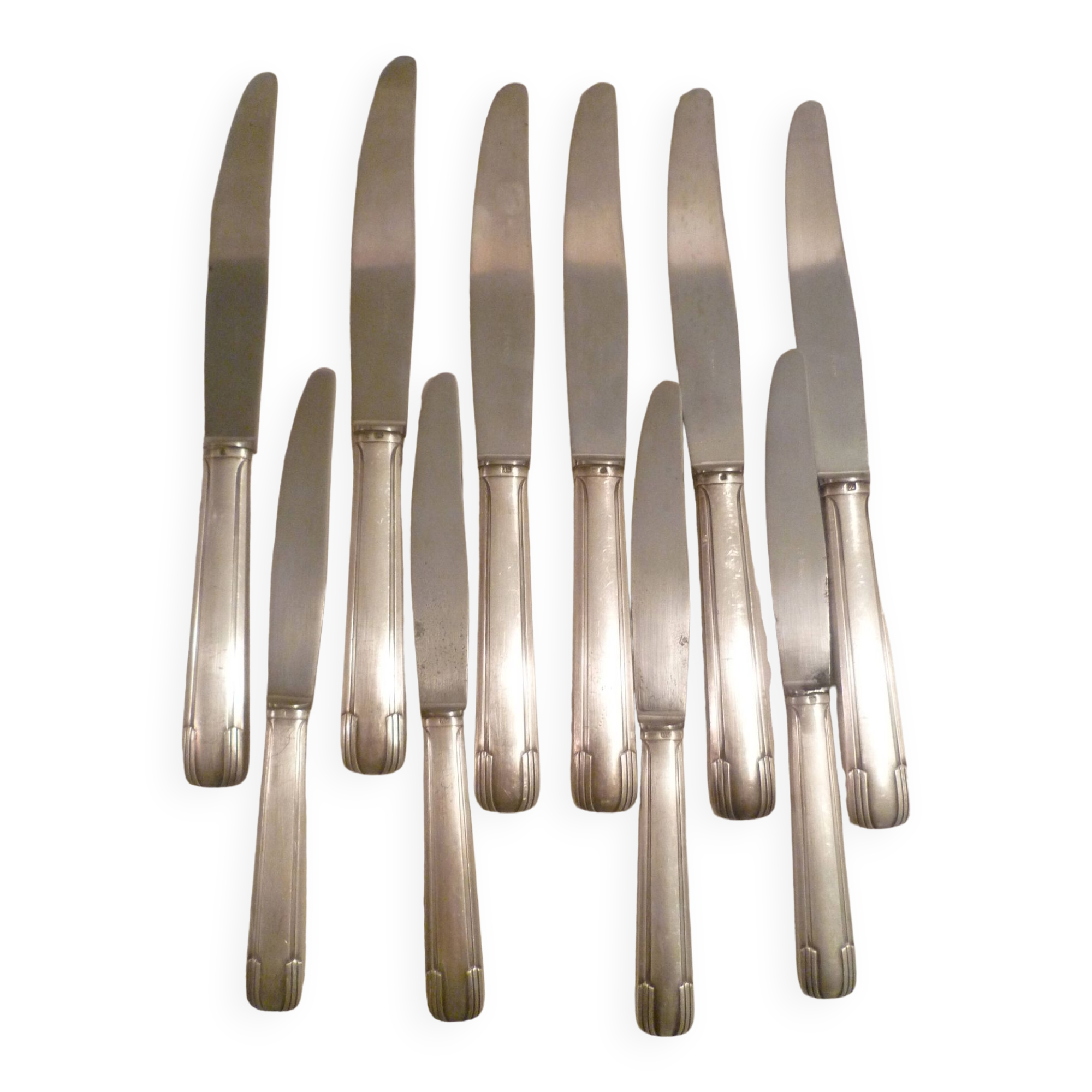Set of 6 table knives & 4 fruit/cheese knives in world-class silver