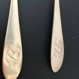 2 grandes cuillères en métal argenté (19eme siècle)