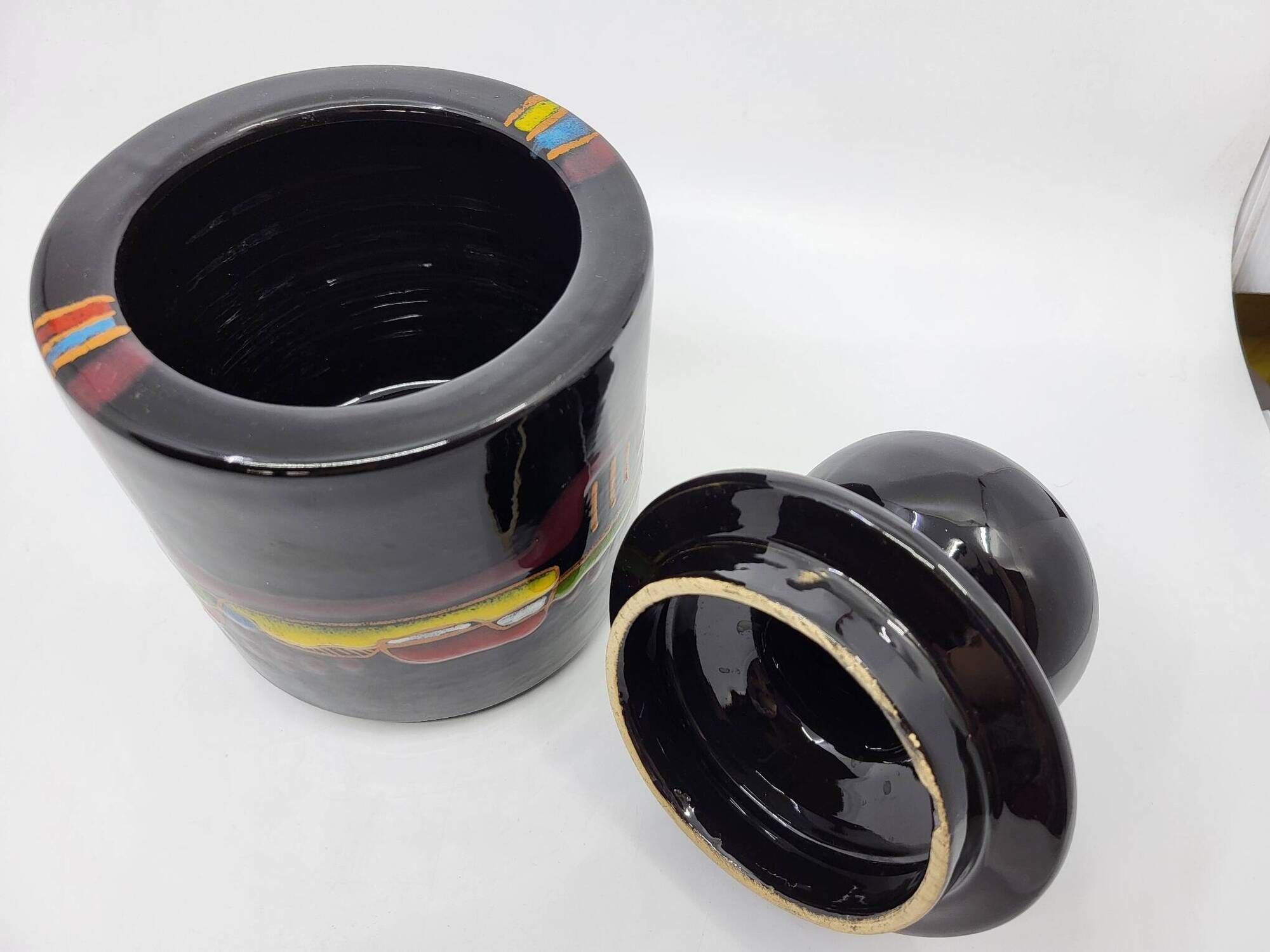 Covered pot or Bonbonnière, Verzolini in black ceramic, Italy 1960.
