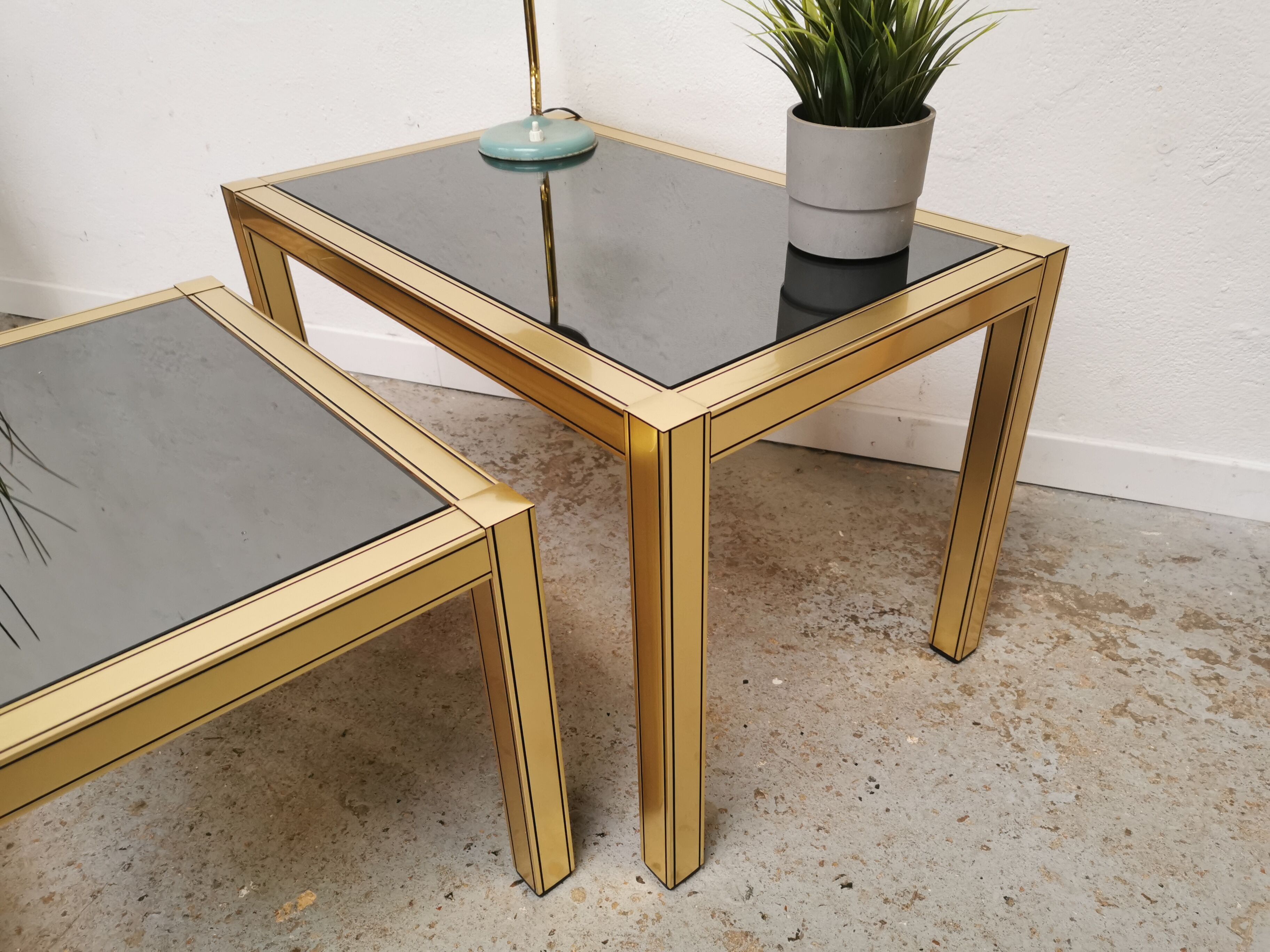 Tables gigognes laiton doré vintage 1970