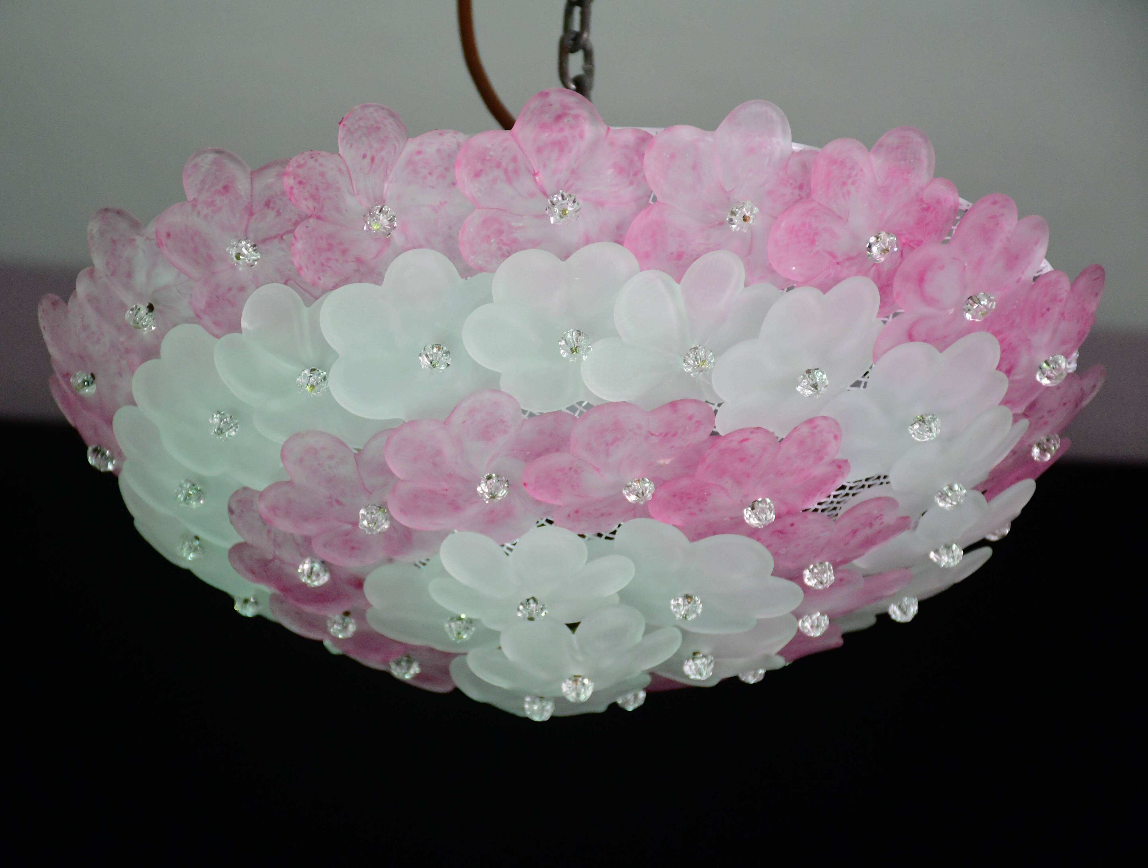 Elegant Murano ceiling light pink flower by Seguso for Venini, Italy