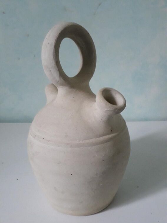 Old gargoulette white terracotta