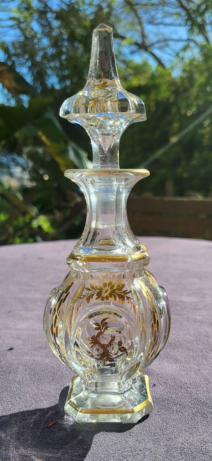 Flacon en cristal orientaliste XIX eme