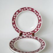 Set of 4 Saint Amand soup plates with burgundy flower outlines 1950