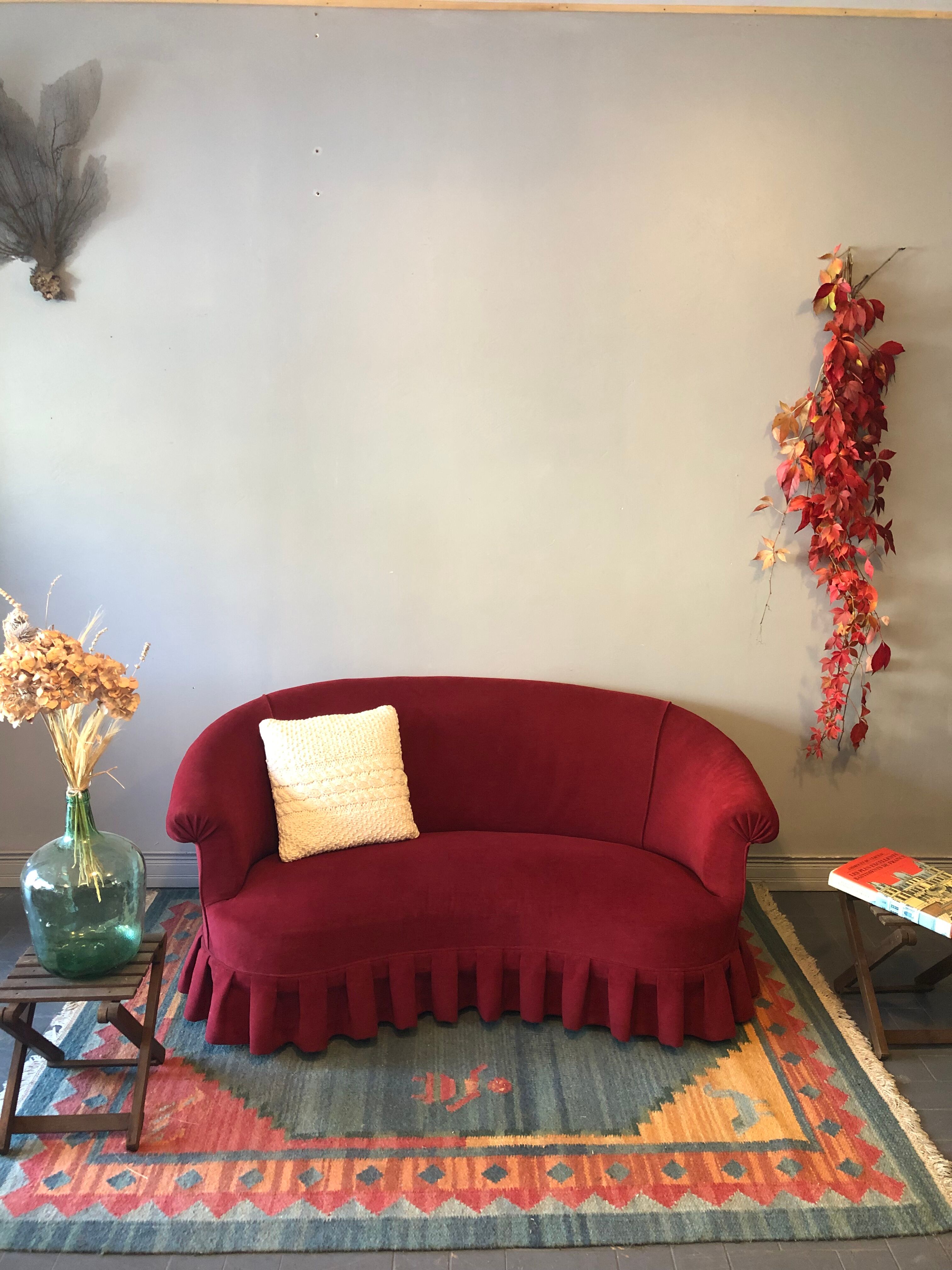 Napoleon III period toad sofa