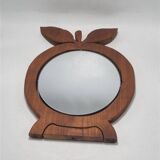 Apple mirror