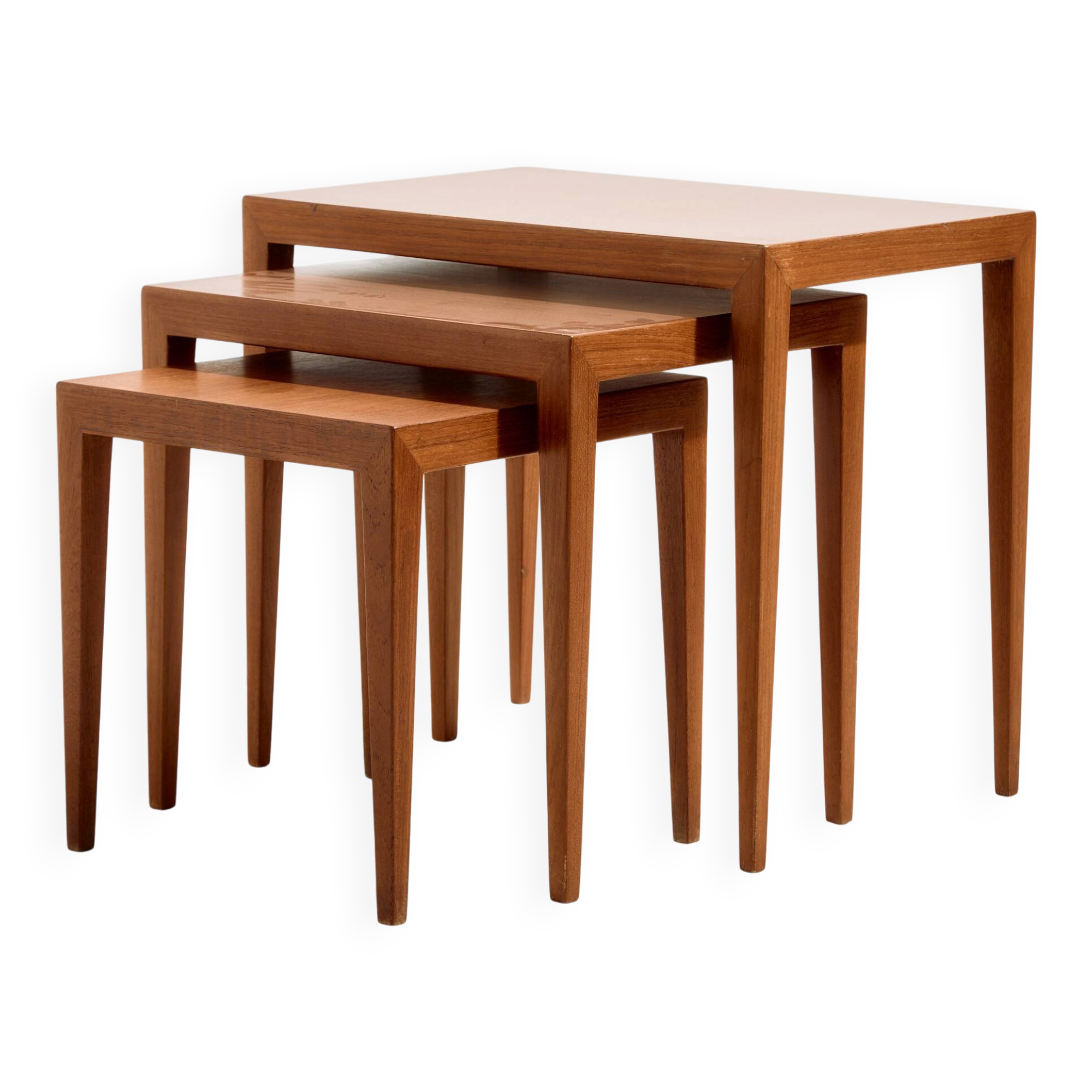 Tables gigognes modèle 163 en teck par Severin Hansen pour Haslev Møbelfabrik, ensemble de 3