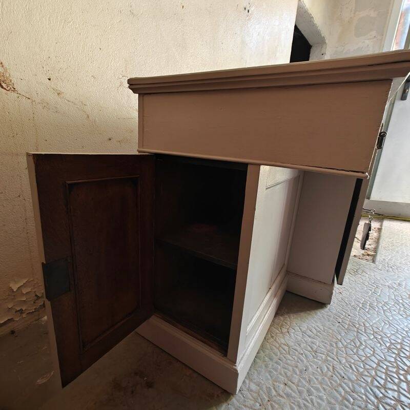 Antique solid wood desk – Country / shabby chic style – 1 drawer and 2 cupboards