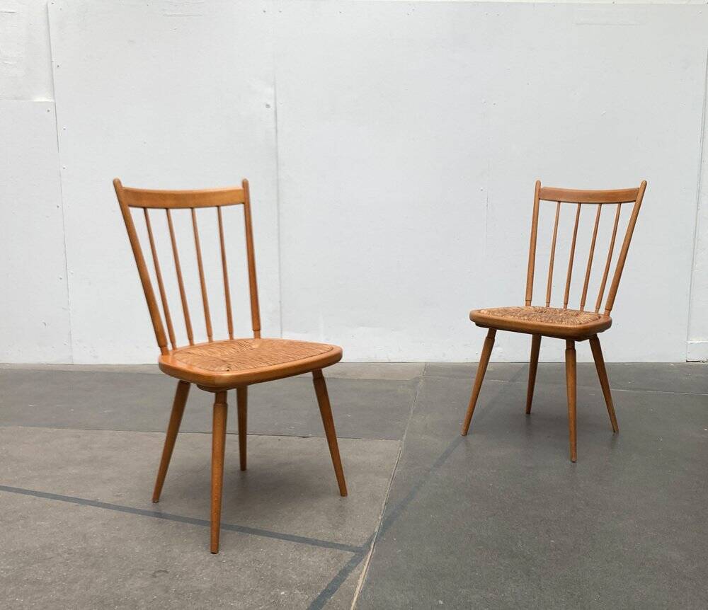 Mid-century wooden chair set in the style of Arno Lambrecht, 1950s.