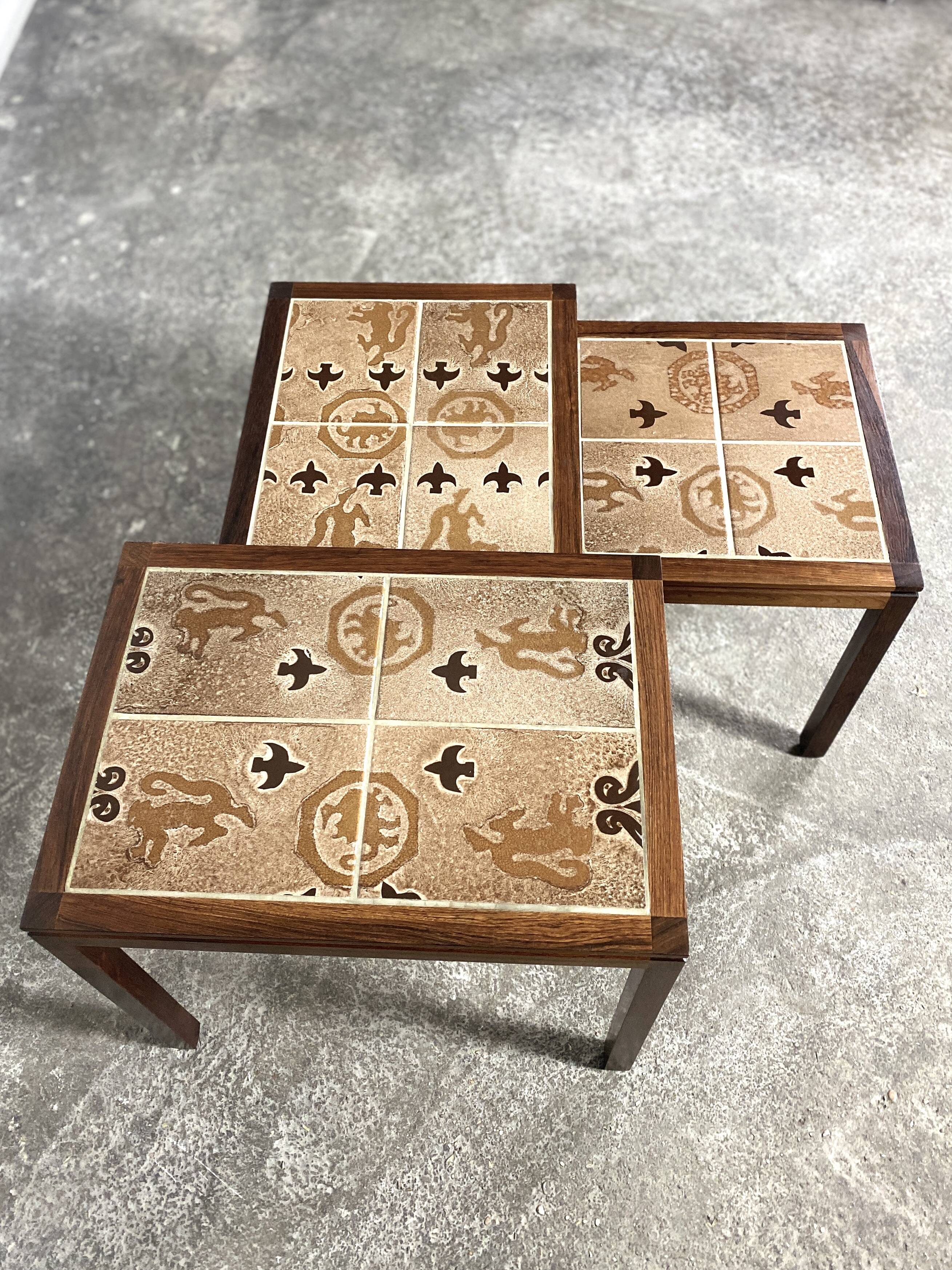 Danish nesting tables in rosewood and ceramic by Willy Ryomgard, Mo.